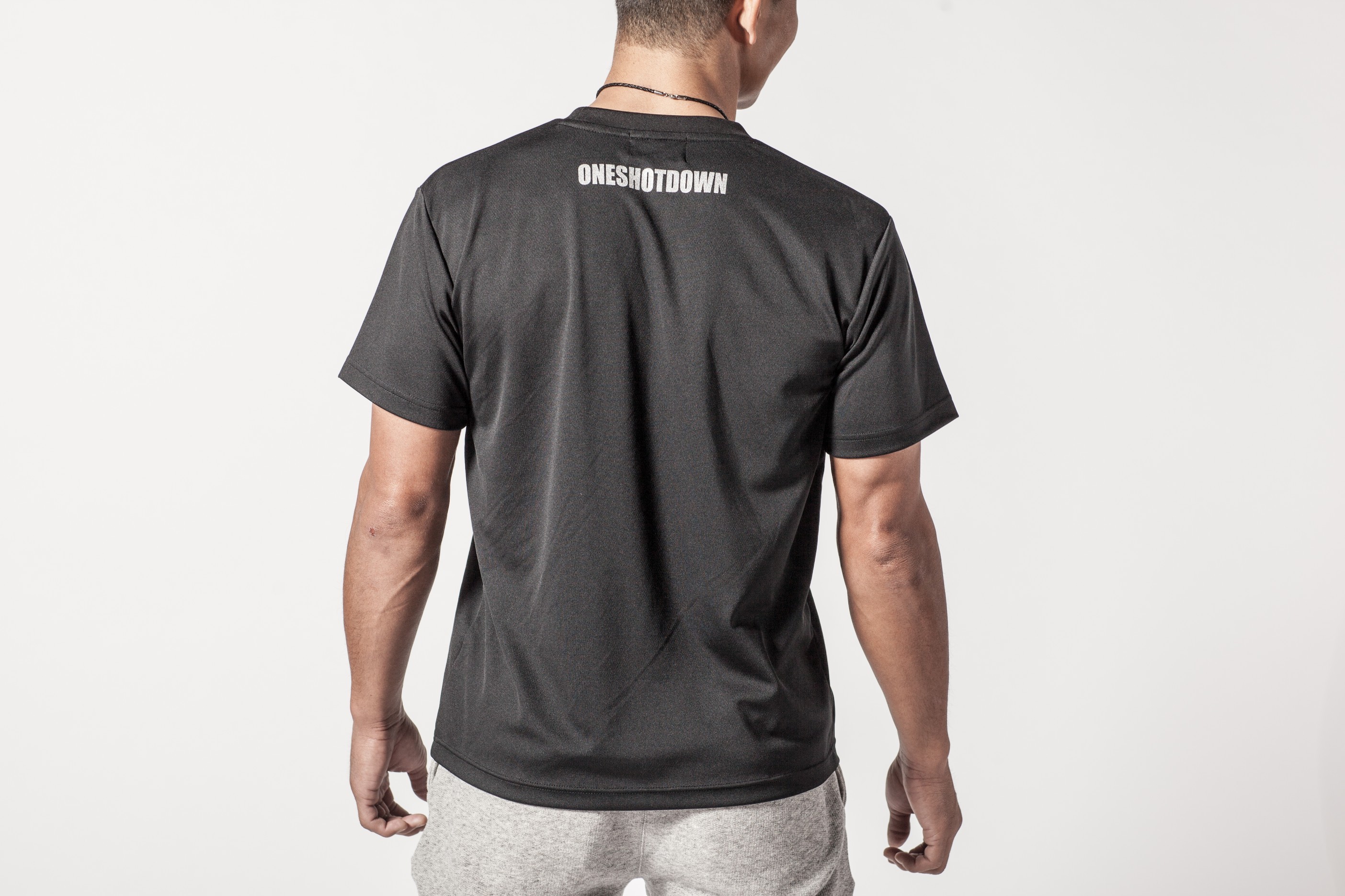 ONESHOTDOWN ロゴ ドライTシャツ - 画像4