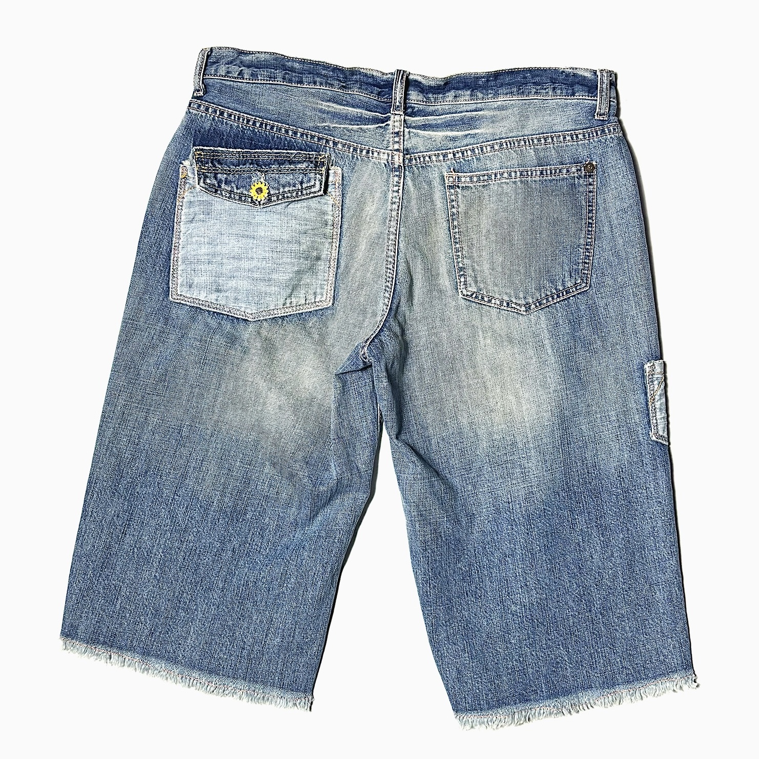Y2K【POLO JEANS CO.】"Mickey Mouse" Cut Off Denim Pants の画像 2