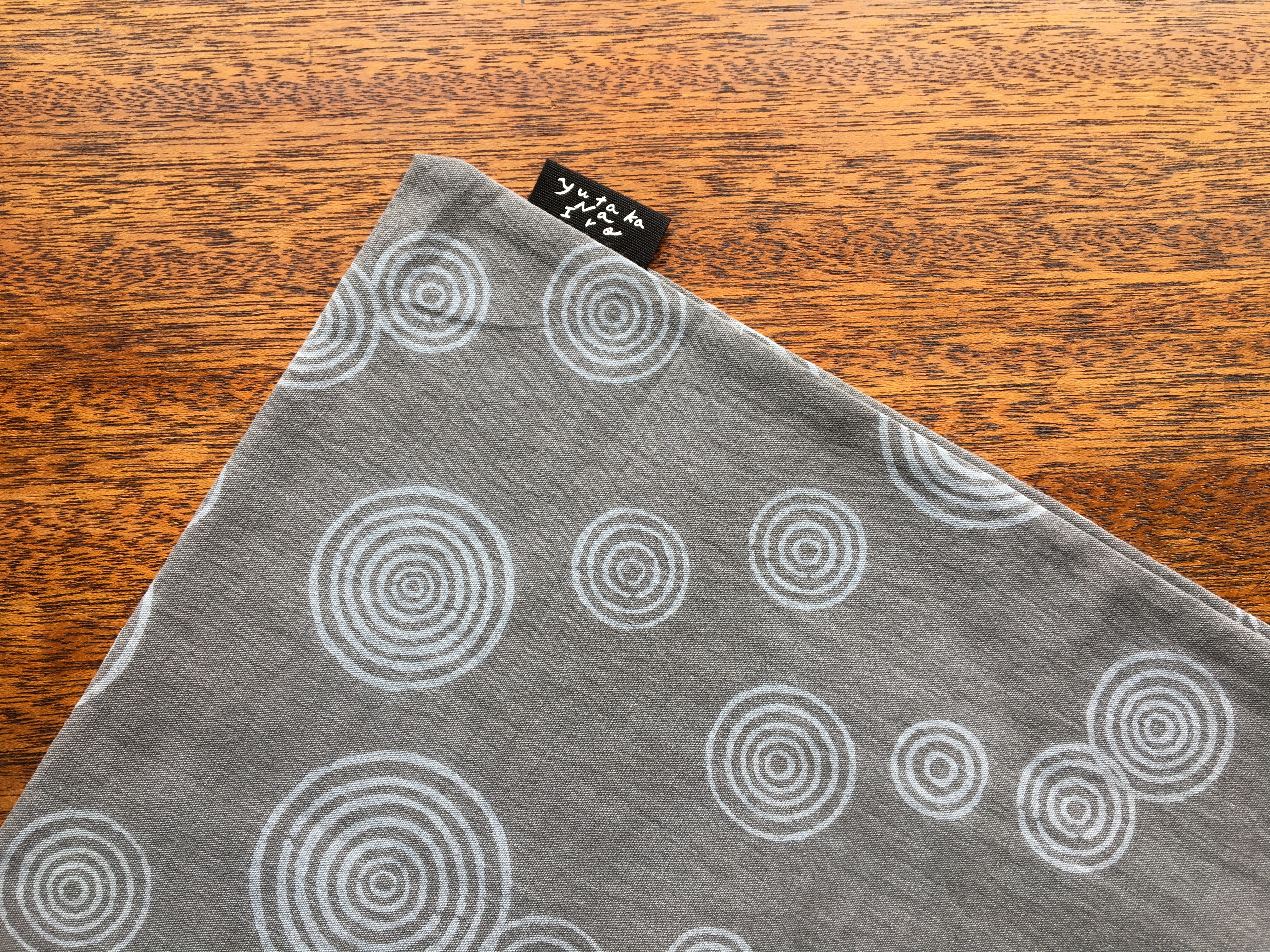 かたぼうせん波紋カバン Yutakanairo