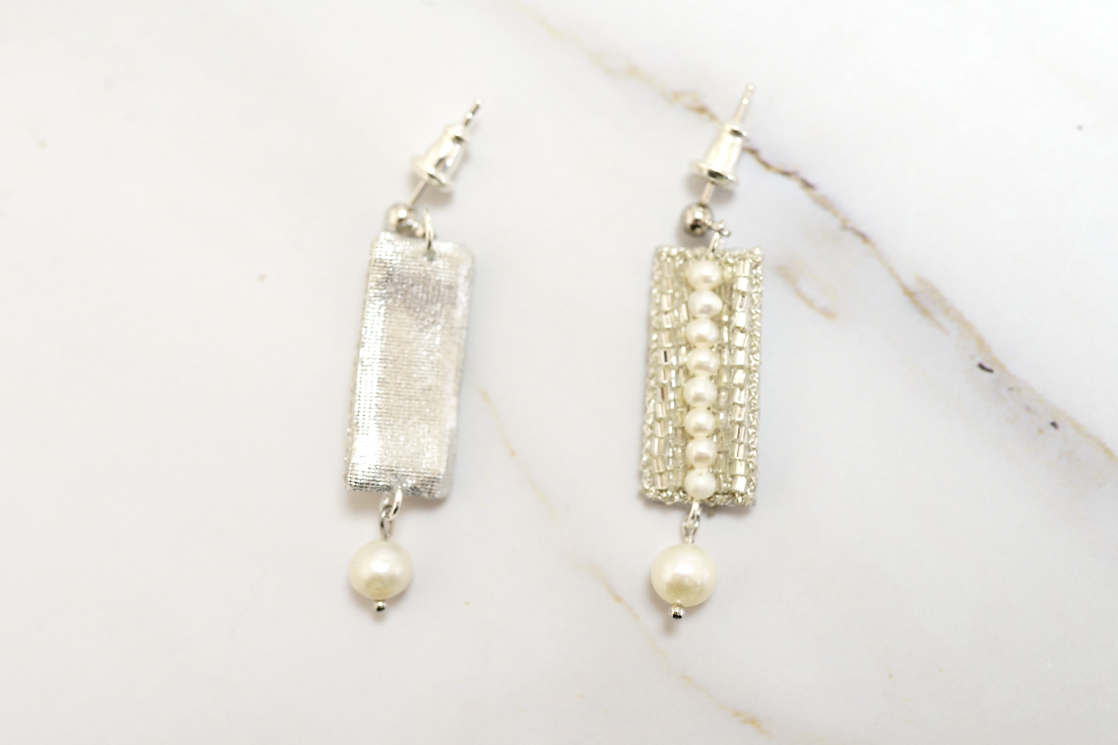 【刺繍ジュエリー】Silver beads✴︎ ▽注文時にピアス/イヤリングお選びいただけます
