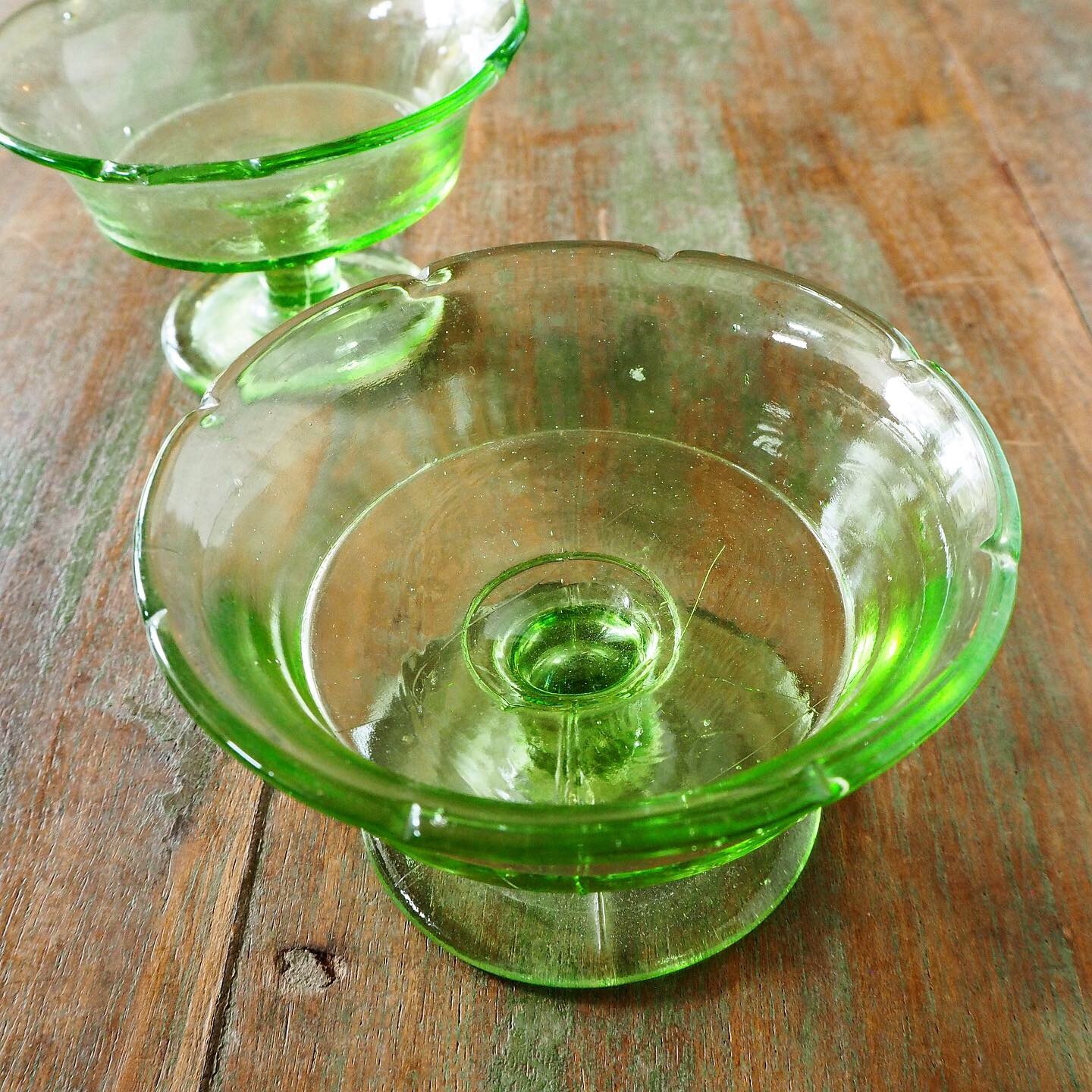 緑色の氷コップ Jipeta