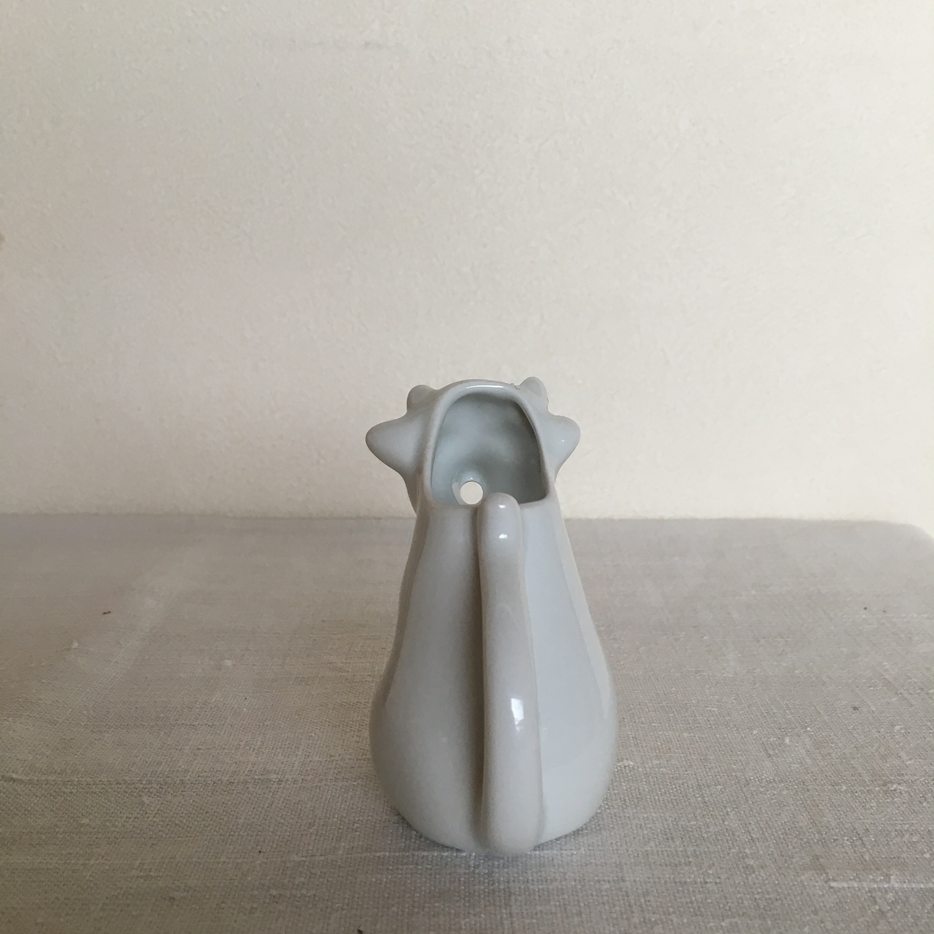 小さな牛のミルクピッチャー わたげ舎