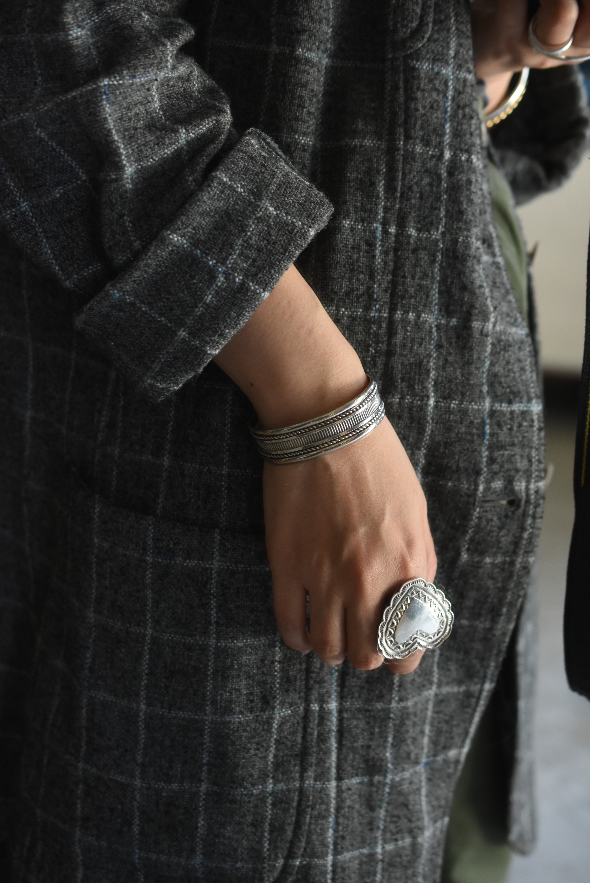 OK／vintage Navajo 925 silver bangle. | Utah | vazaar