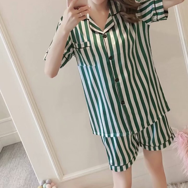 ストライプ 緑 グリーン 白 ホワイト サテン シルク風 半袖 パジャマ ルームウェア Popsite3 レディース メンズ かわいい 可愛い かっこいい 運動 ダイエット アパレル 服 アクセサリーなど