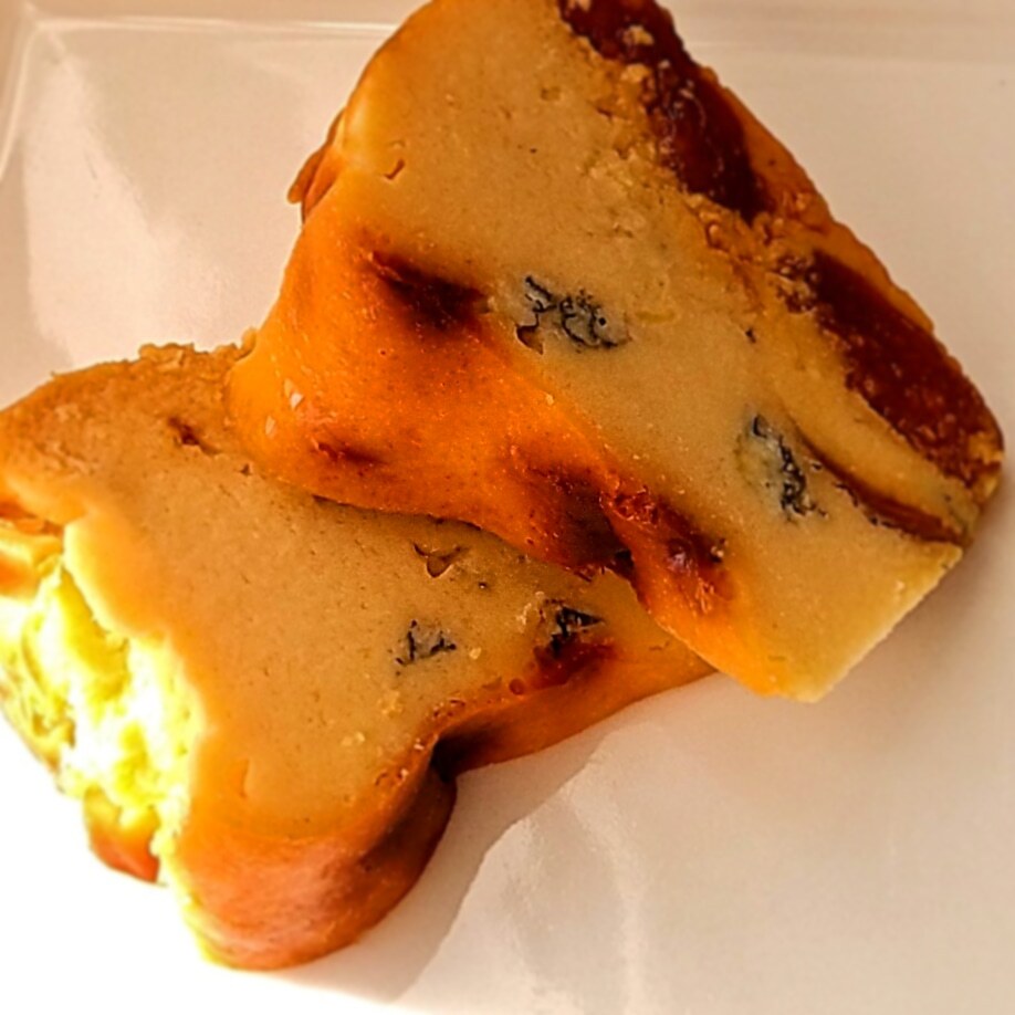 無花果ブルーチーズチーズケーキ ひよこサイズ ことり 珈琲とお菓子 無花果ブルーチーズチーズケーキ ひよこサイズ ことり 珈琲とお菓子
