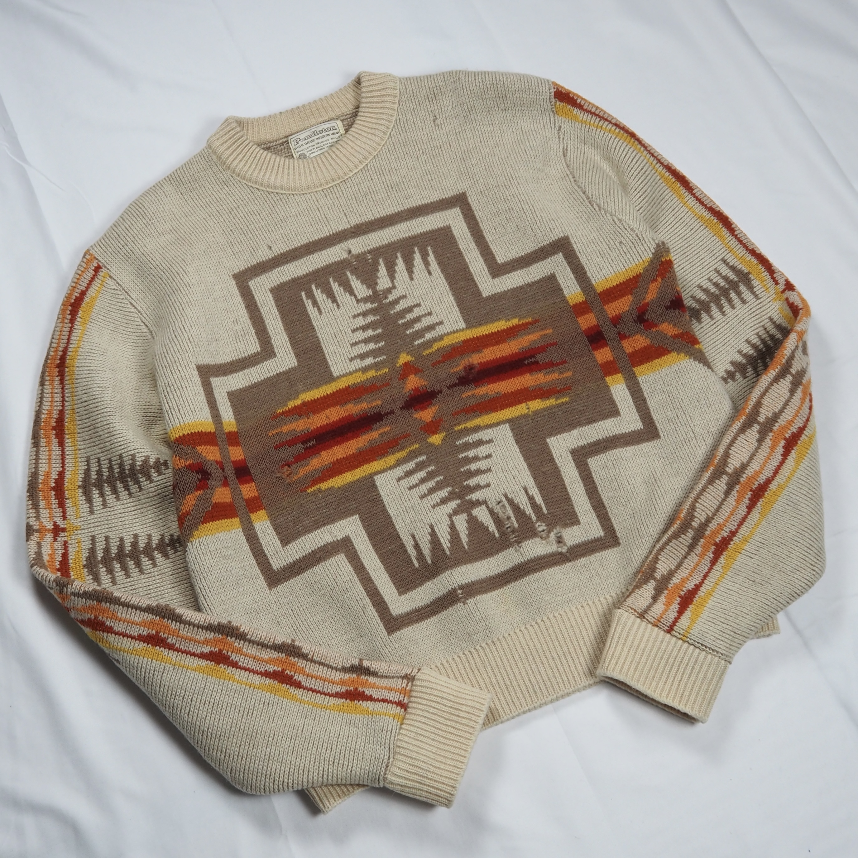 70’s-80’s Pendleton ウールニット ネイティブ柄 の画像 3