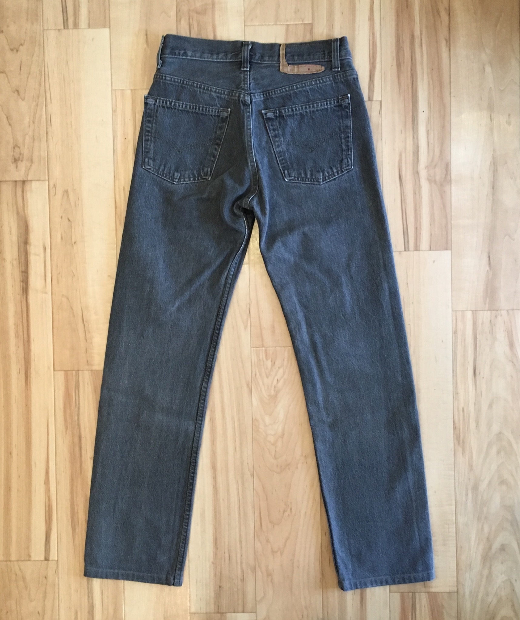 Levi’s 501 80’s BLACK W27 inch “Made in USA “ | The ROUNDABOUT Store