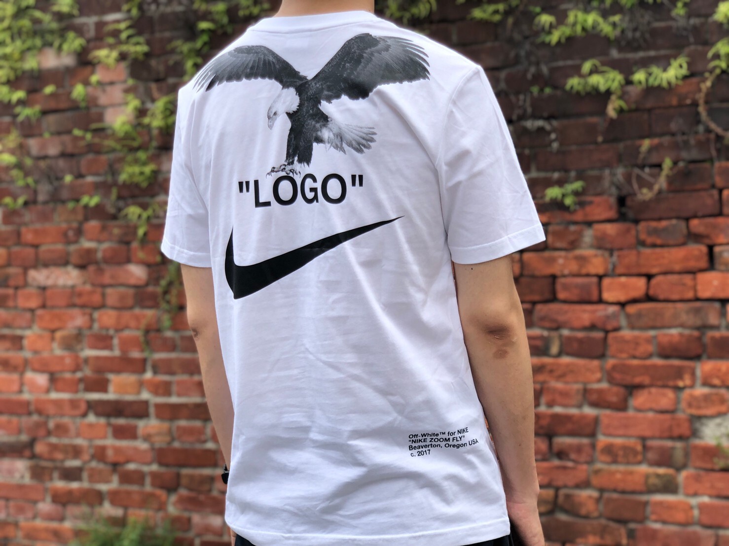 nike off white logo tee eagle