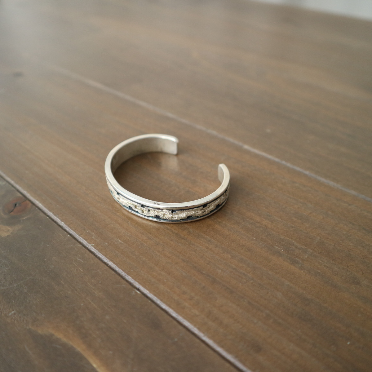 Indian Jewelry インディアンジュエリー Silver Bangle ナバホ族 ダンジャクソン Versteck Indian Jewelry インディアンジュエリー Silver Bangle ナバホ族 ダンジャクソン Versteck