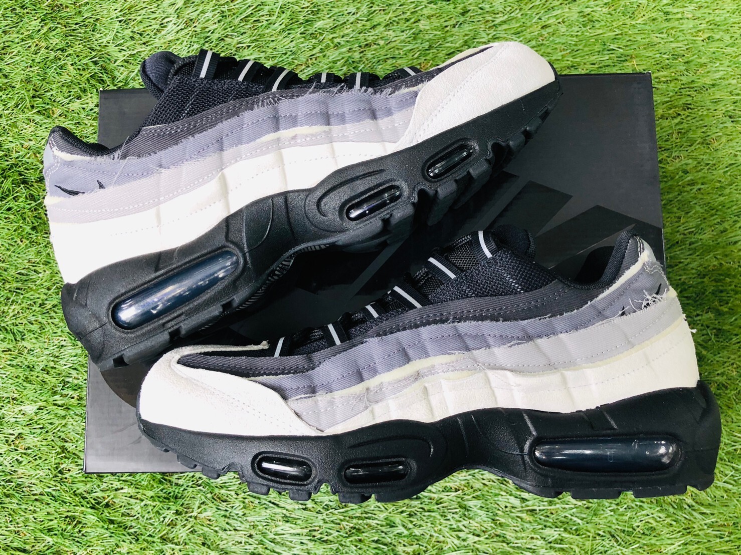 cdg homme plus air max 95