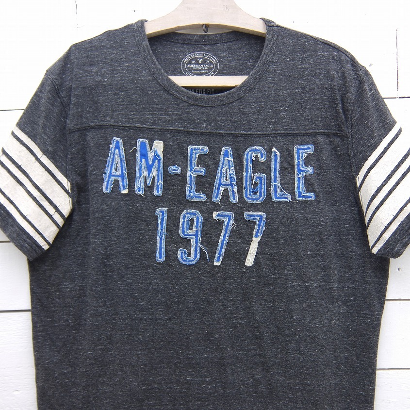 American Eagle アメリカンイーグル Outfitters ワッペン付き ダメージ加工 フットボールtシャツ メンズ Lサイズ Represent Onlinestore American Eagle アメリカンイーグル Outfitters ワッペン付き ダメージ加工 フットボールtシャツ メンズ Lサイズ Represent Onlinestore