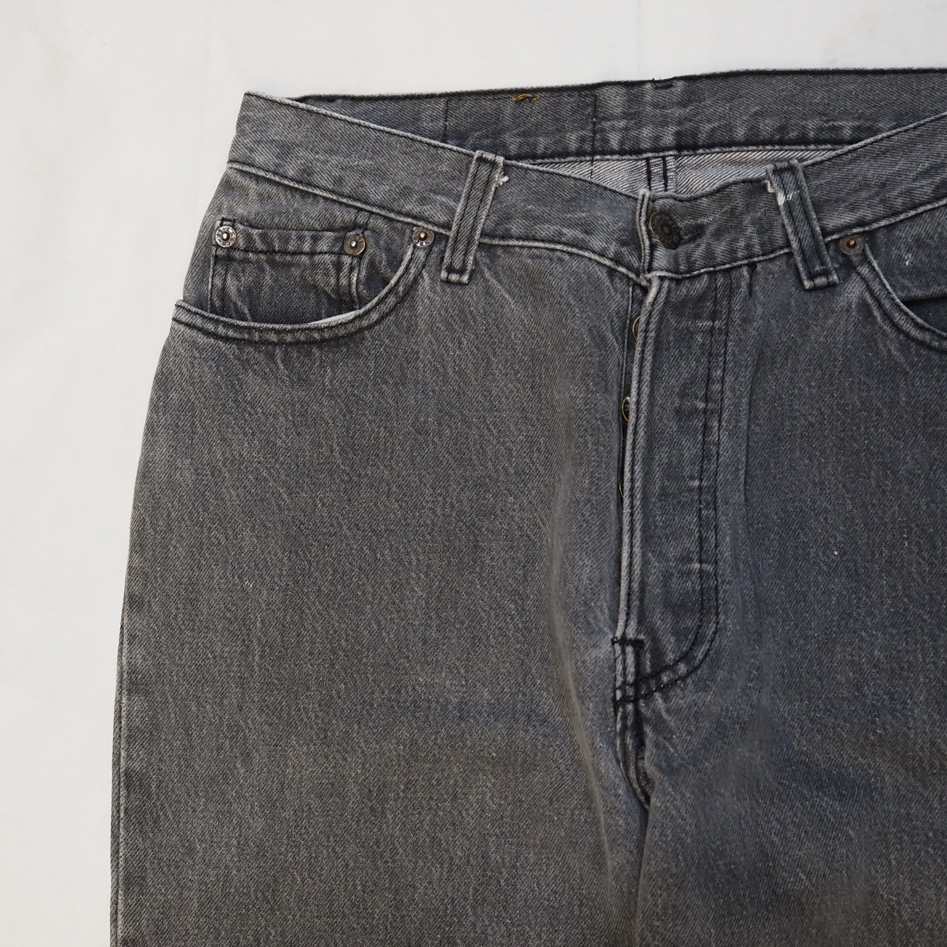 80’s Levi’s 501 6158 Black Denim 先染め 30×28 の画像 2