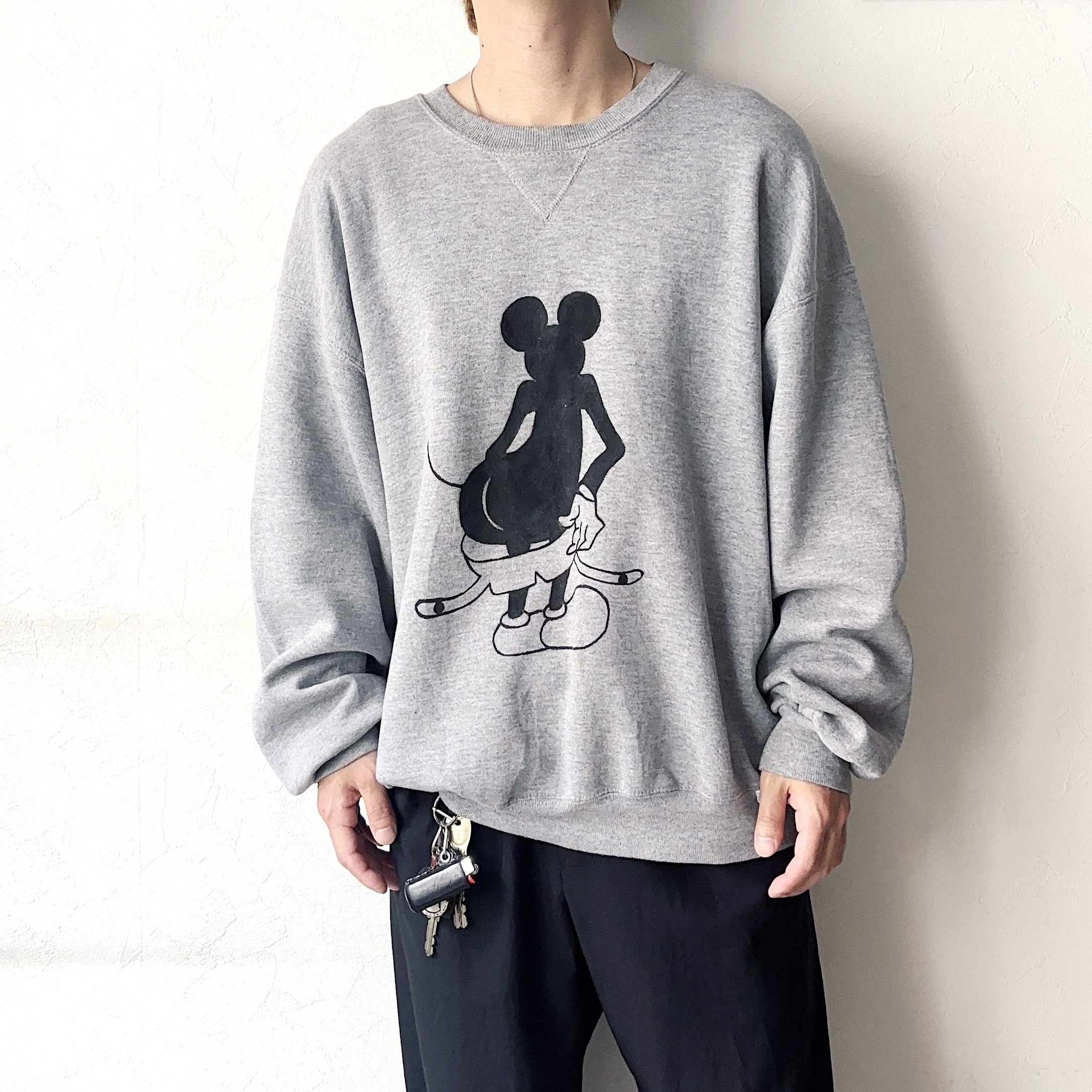 Vintage 90's【RUSSELL ATHLETIC】"Mickey Mouse" Painted Sweat の画像 3