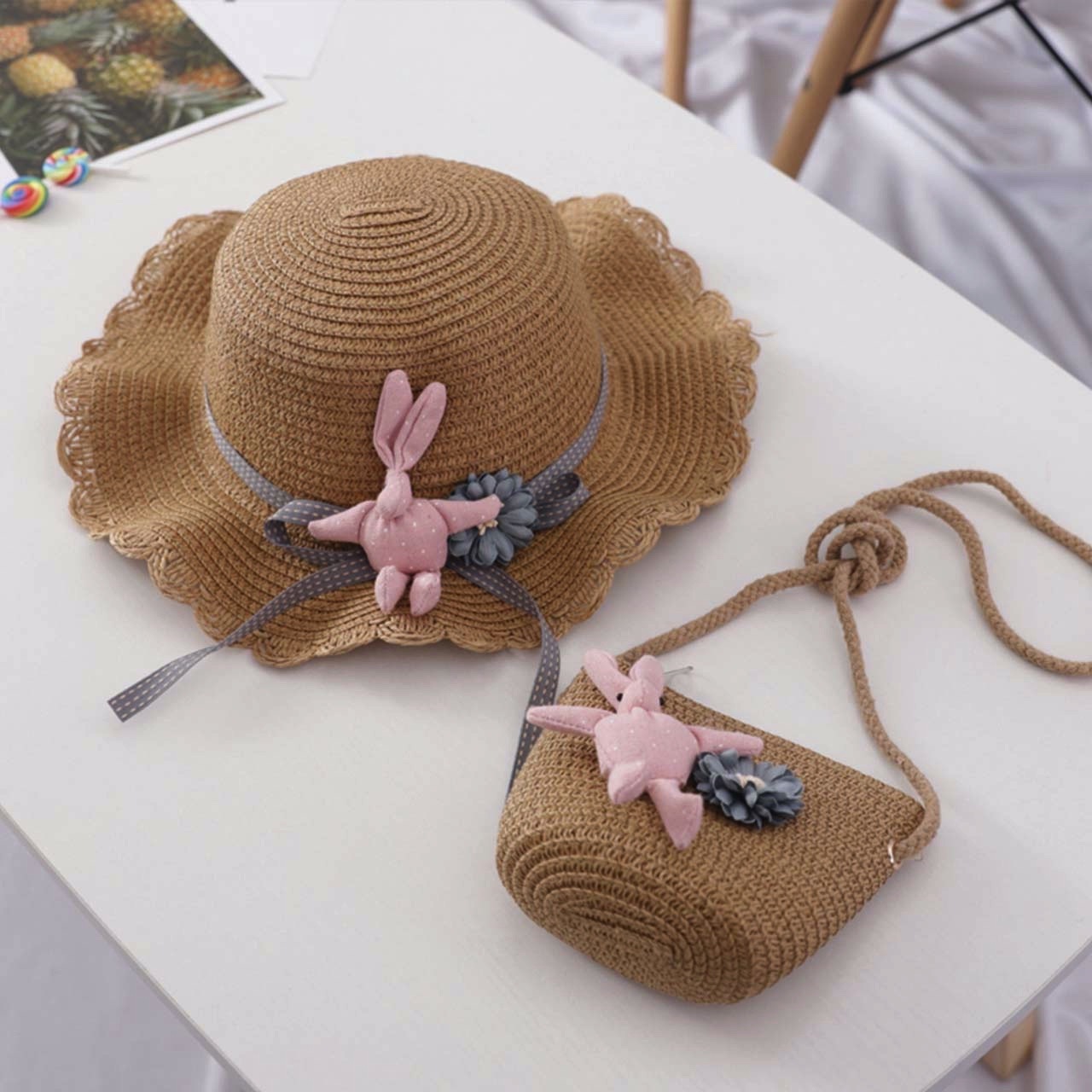 2点セット キッズ 女の子 麦わら帽子 ポシェット付き うさぎ お花 リボン 可愛い Sno 2点セット キッズ 女の子 麦わら帽子 ポシェット付き うさぎ お花 リボン 可愛い Sno