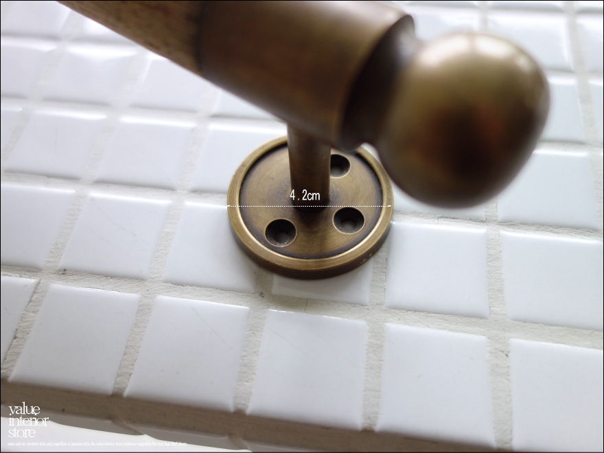 ブラスチークドアハンドル26cm ドアノブ 取っ手 扉ハンドル 無垢 ブラスハンドル 真鍮金具 ナチュラル レトロ調 素朴 ドア金物 Valuestore