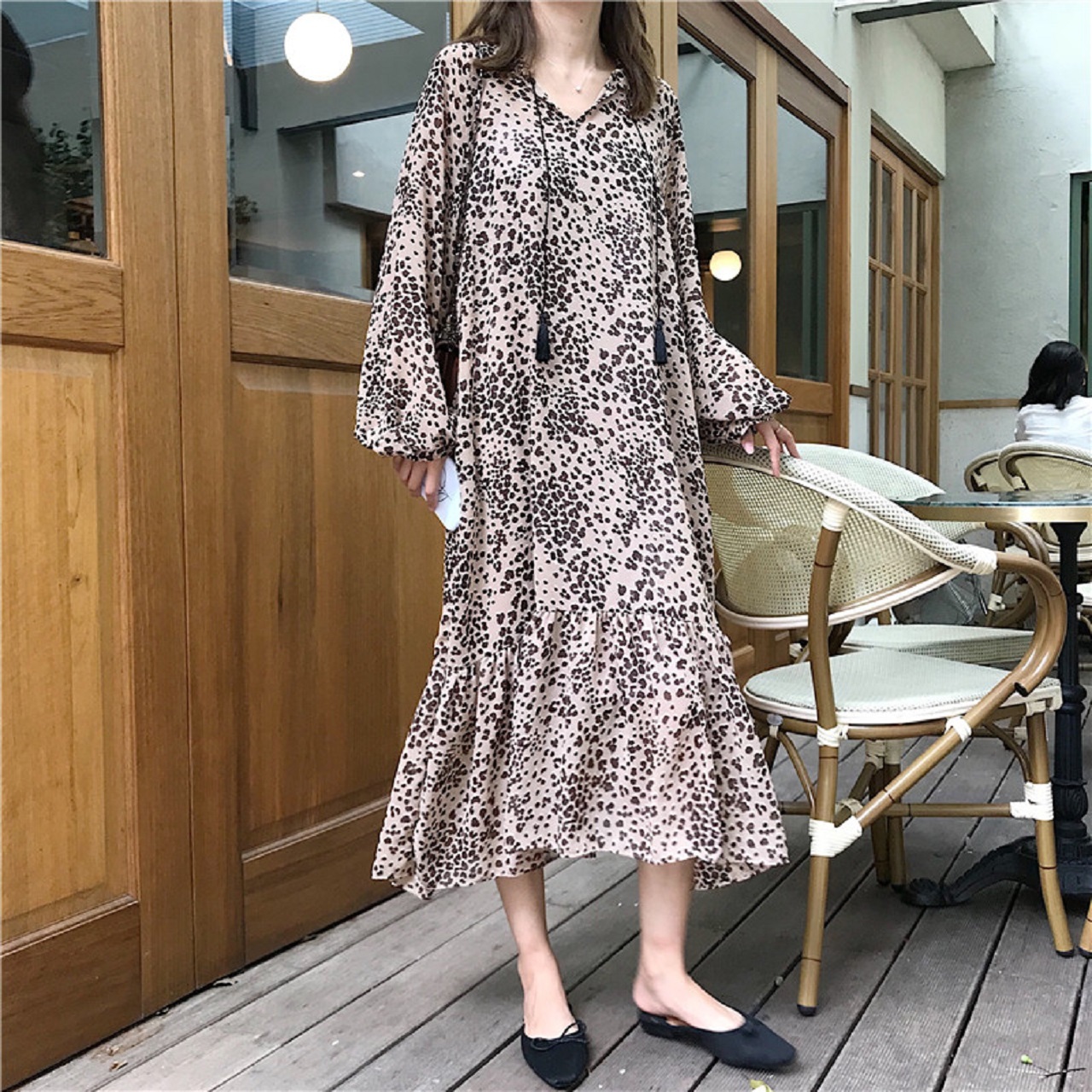 ワンピース ロングワンピース レオパード柄 ヒョウ柄 ワンピ レオパード ヒョウ Vネック インナー付 フレア 袖あり リゾート 旅行 デイリー デート マタニティー ゆるふわ ゆったり レディース 人気 春夏 Op0100 Colorful Closet おしゃれなトレンド海外レディース