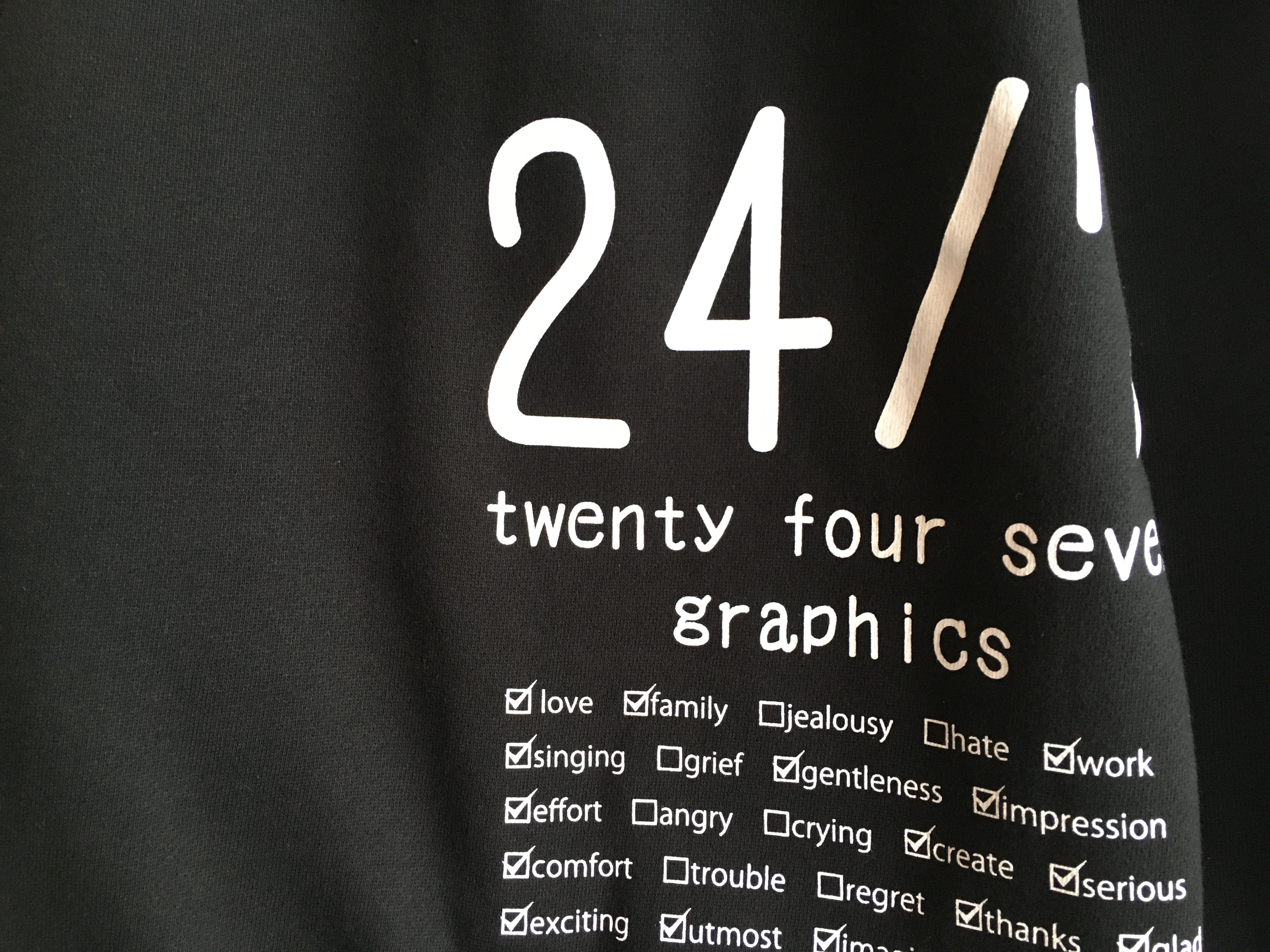 24 7ロゴ ビッグプルオーバーパーカー ブラック メンズxl Xxl 裏パイル ユニセックス Tシャツ パーカーブランド 24 7graphics