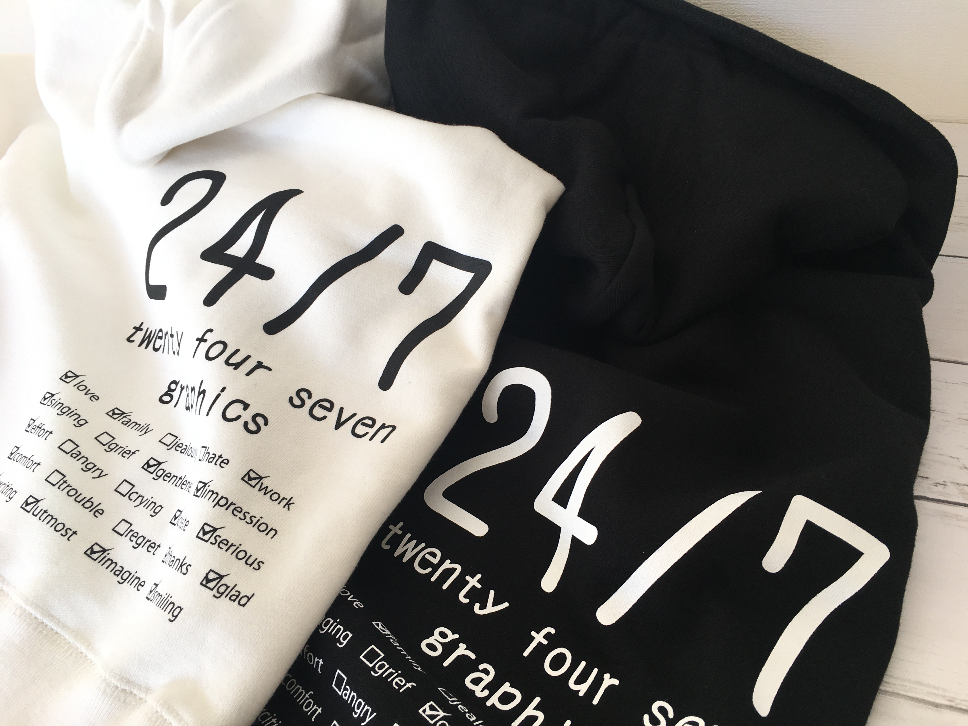 24 7ロゴ あったか ビッグプルオーバーパーカー ディープブラック メンズxl Xxl 裏起毛 ユニセックス 3l Tシャツ パーカーブランド 24 7graphics