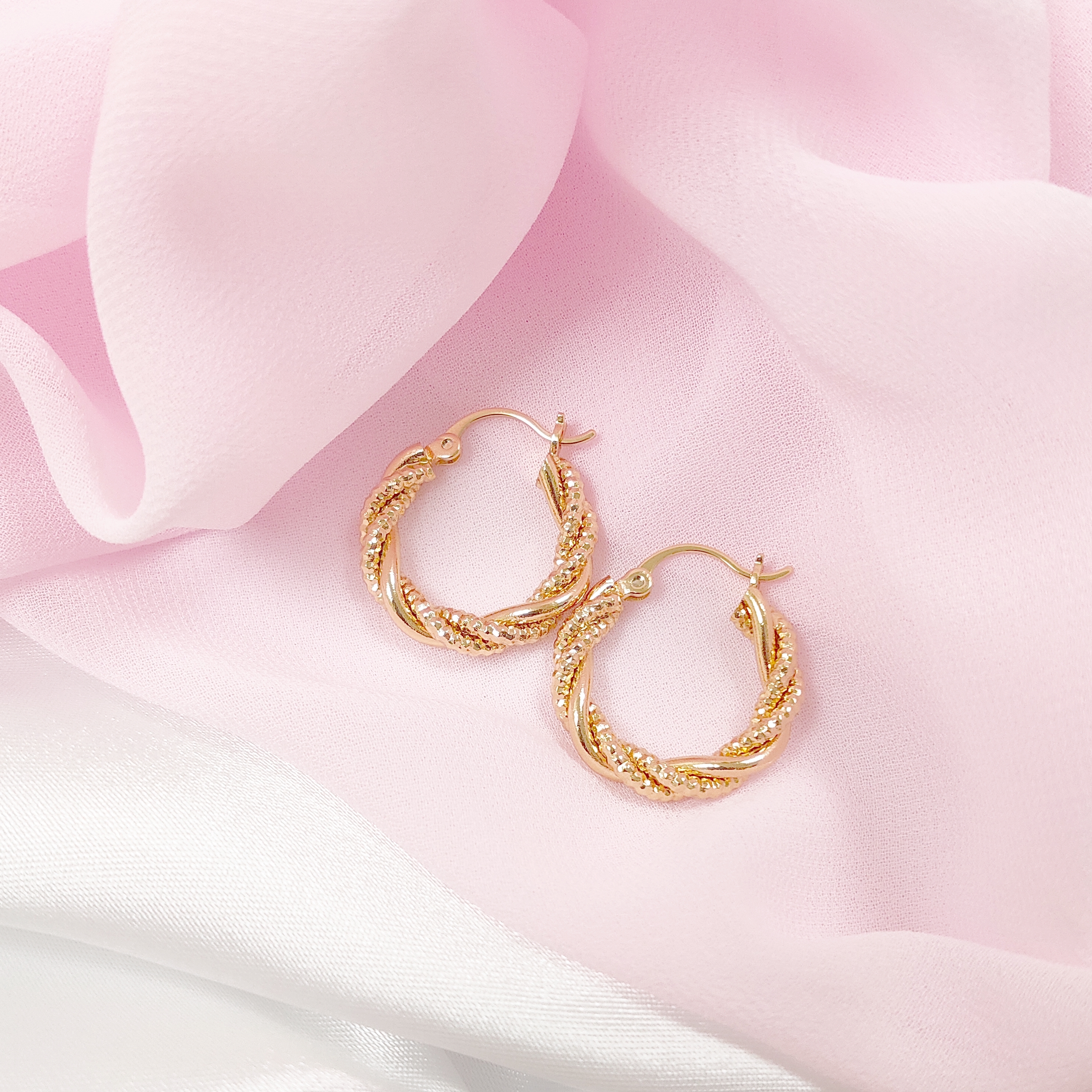 ツイスト フープピアス Brook Closet ブルッククローゼット アクセサリー公式通販