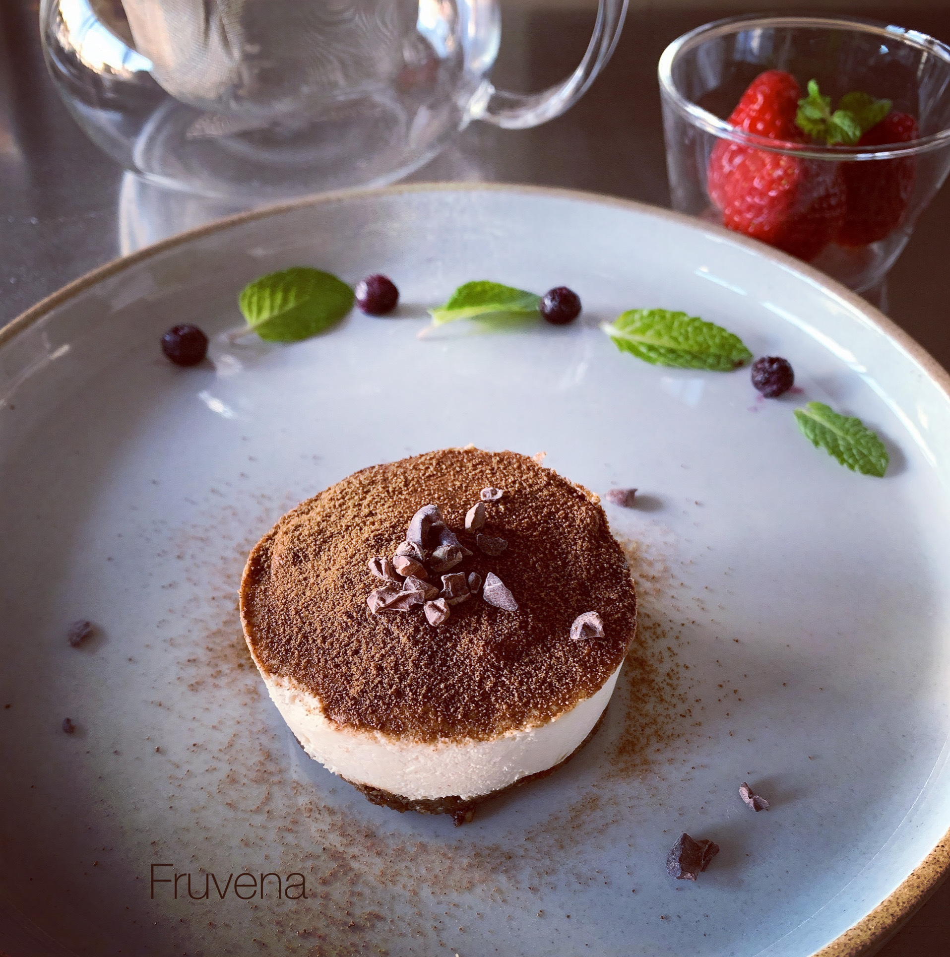 Raw Tiramisu <br>ローティラミス