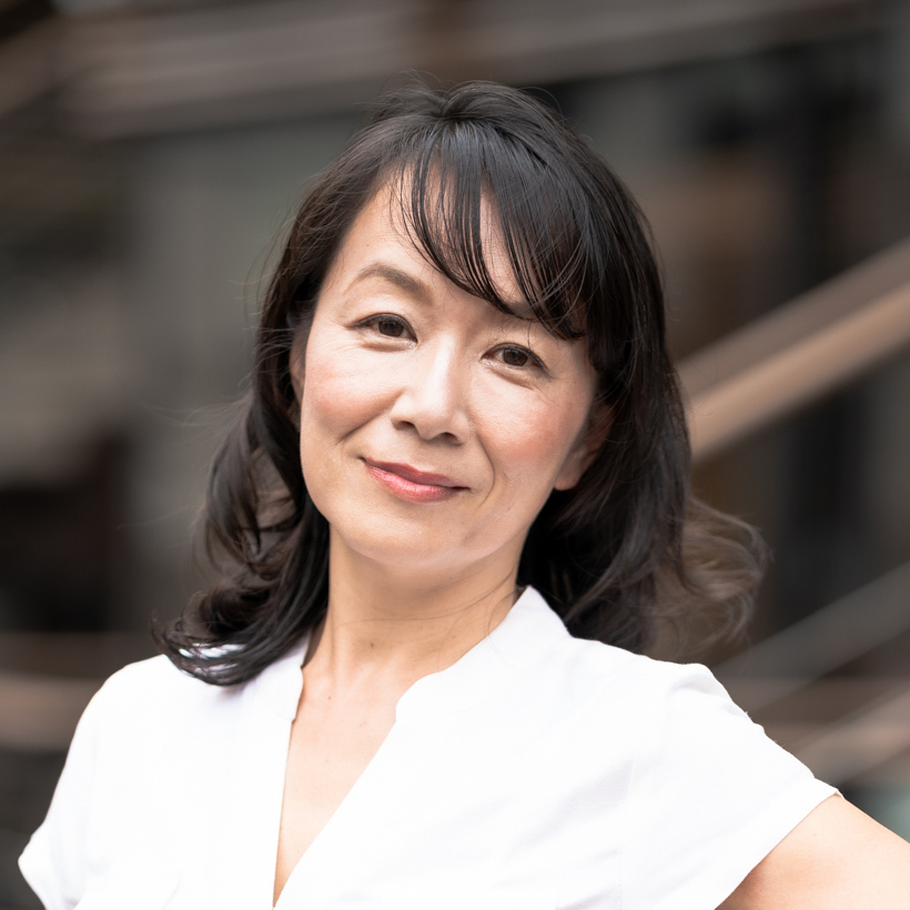 SKIN CARE担当<br>
山田 裕美