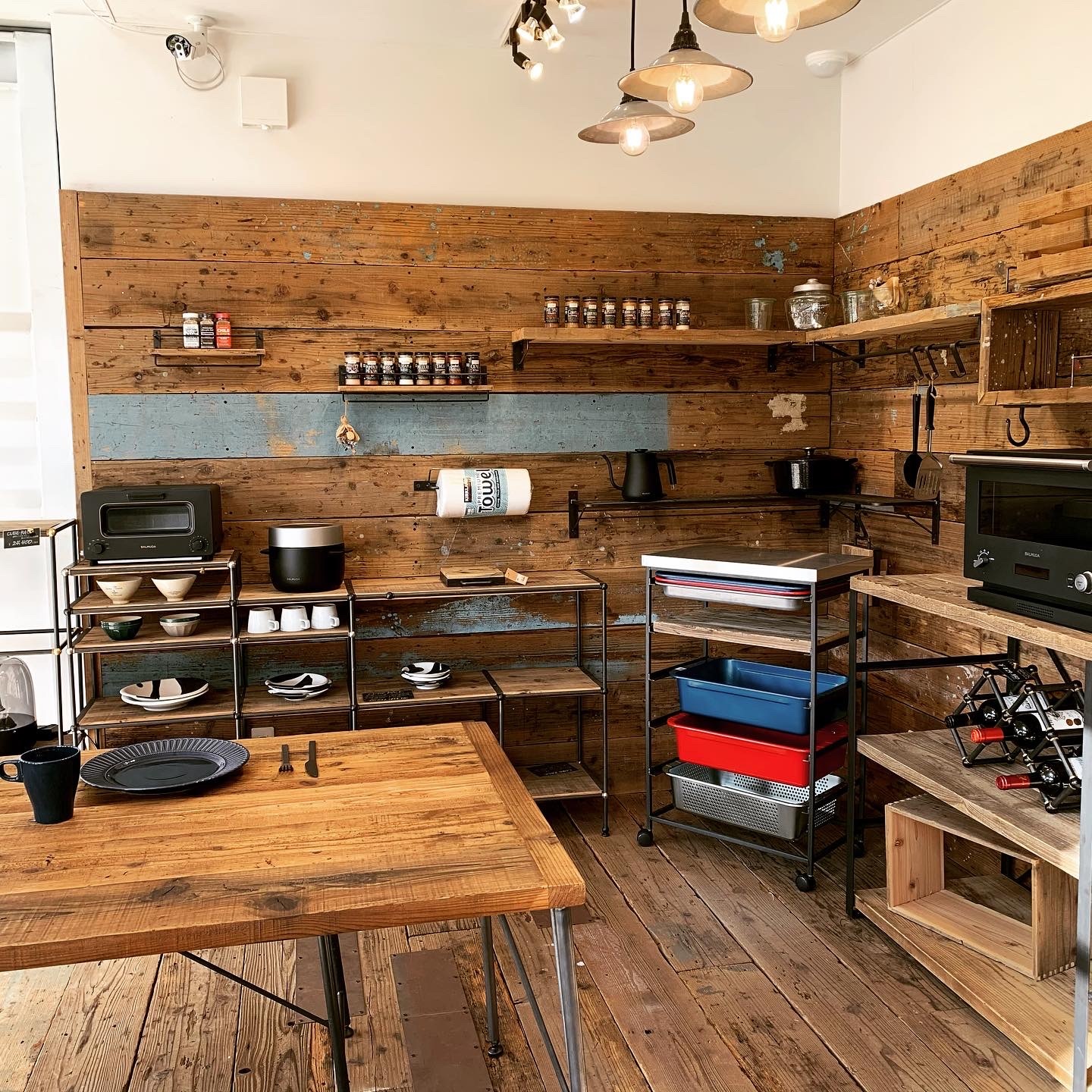 素晴らしい価格 アイアン家具 ベンチ インダストリアル 古材 足場板 3人掛け 家具 Www Petromindo Com