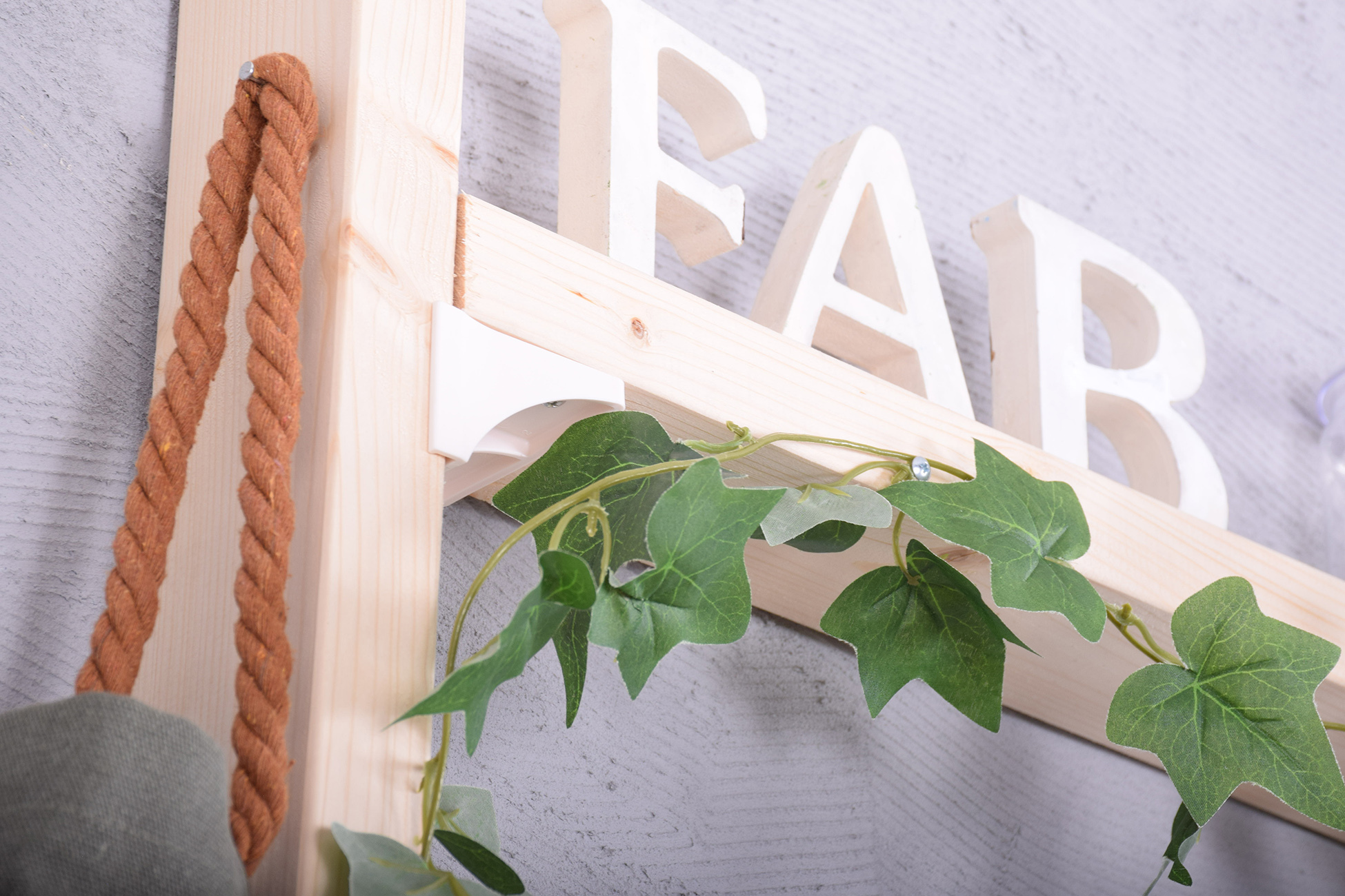 棚受け（1×4・2×4材用）