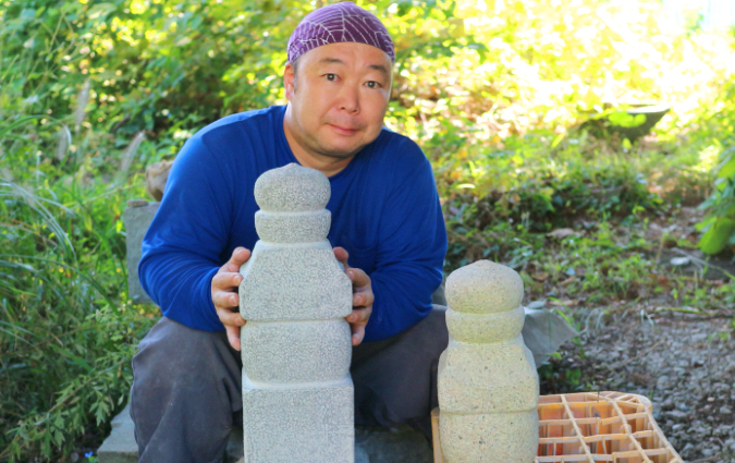 この世に生きた証。残されたものが思いを馳せる。
小さなお墓・供養塔『一石五輪塔』。