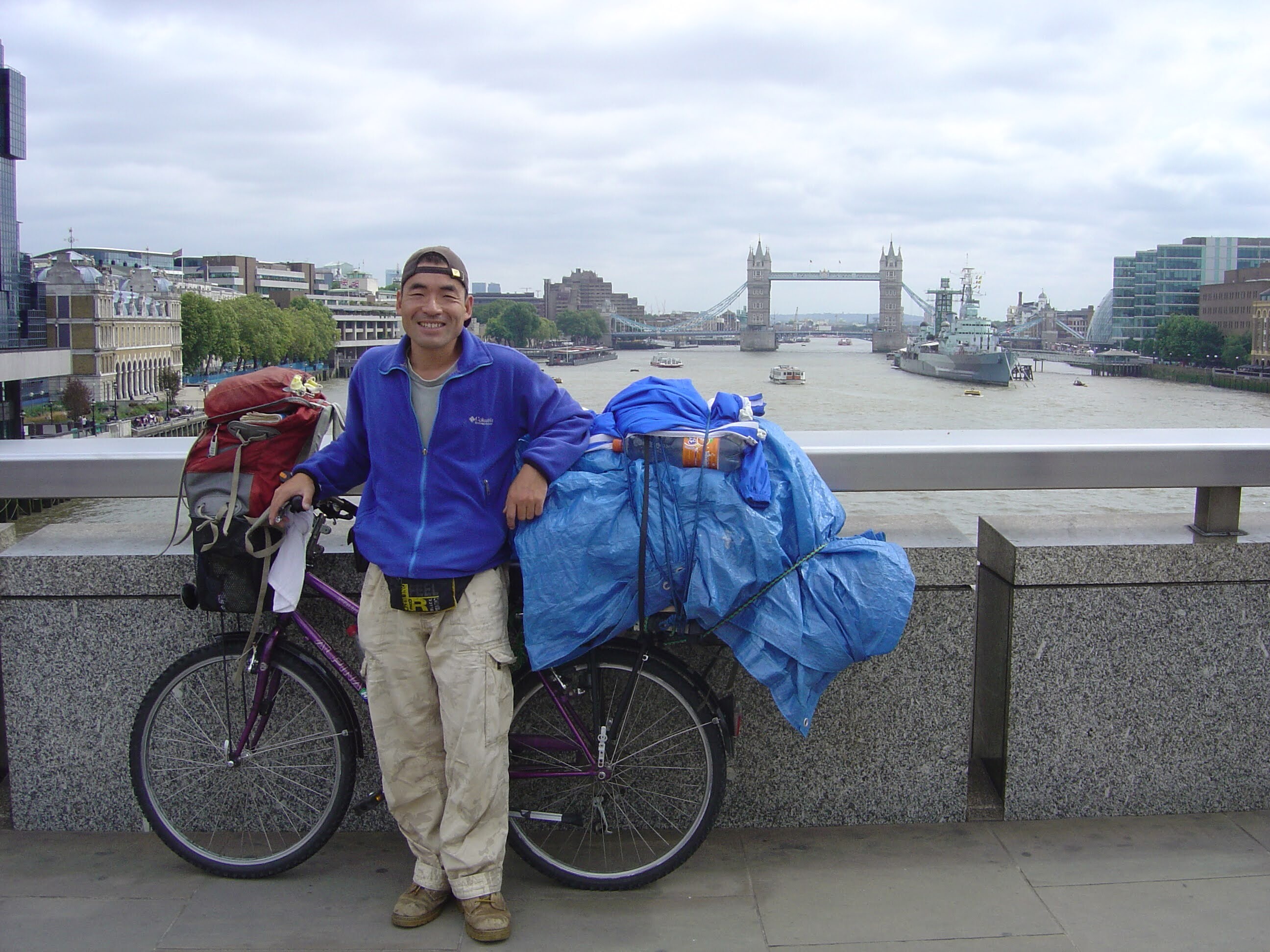 岩崎圭一オフィシャルショップ