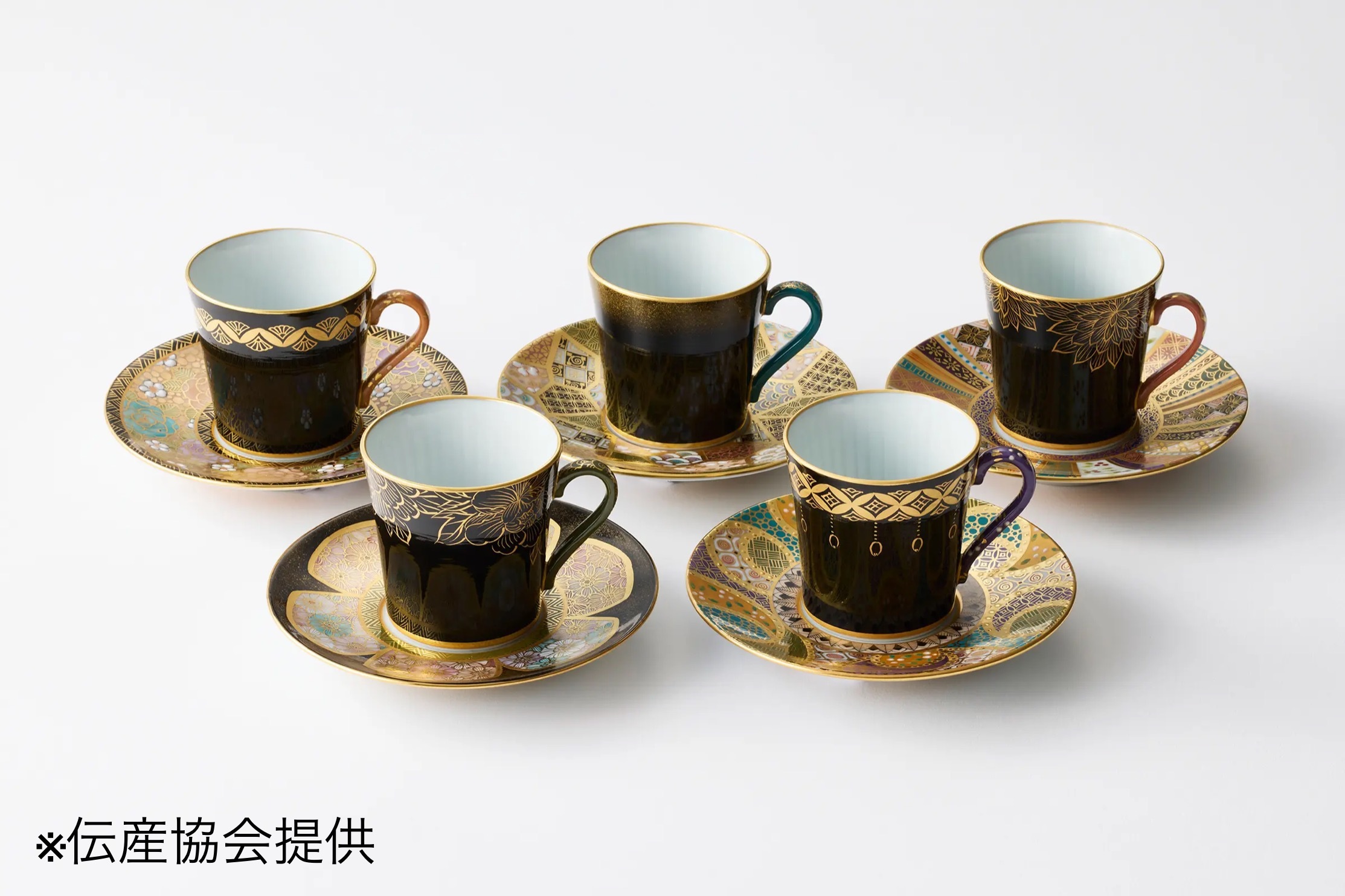 Amazon.co.jp: 京焼 清水焼 名工河合紀造 金彩葉文 壺 瓶 花瓶