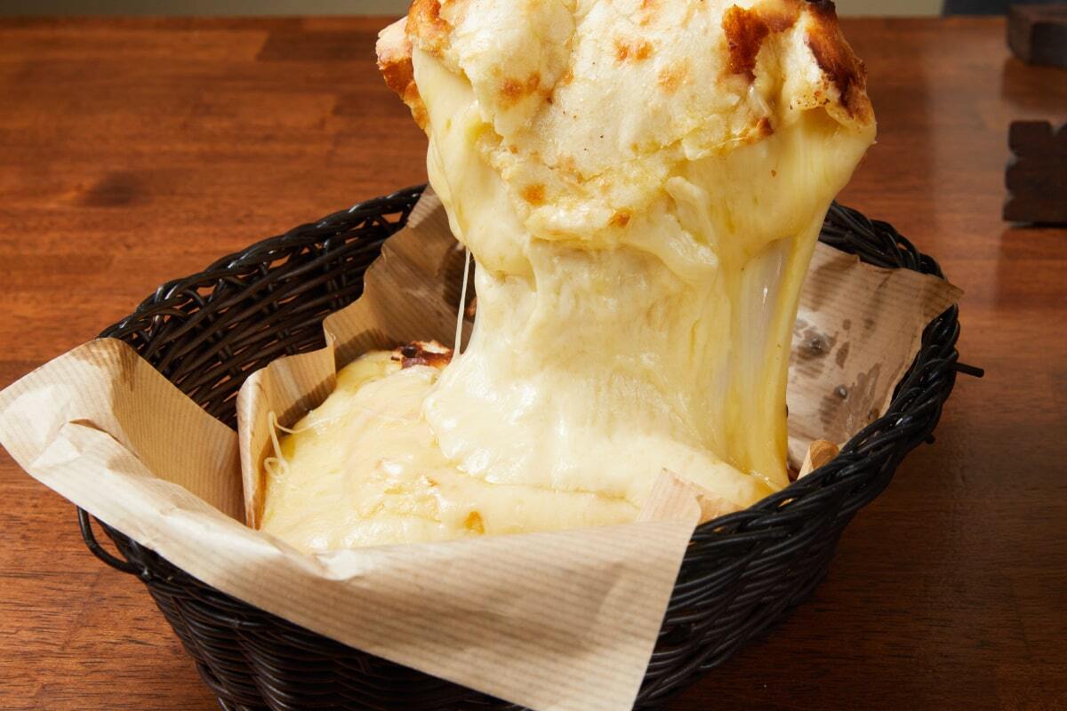 チーズナン