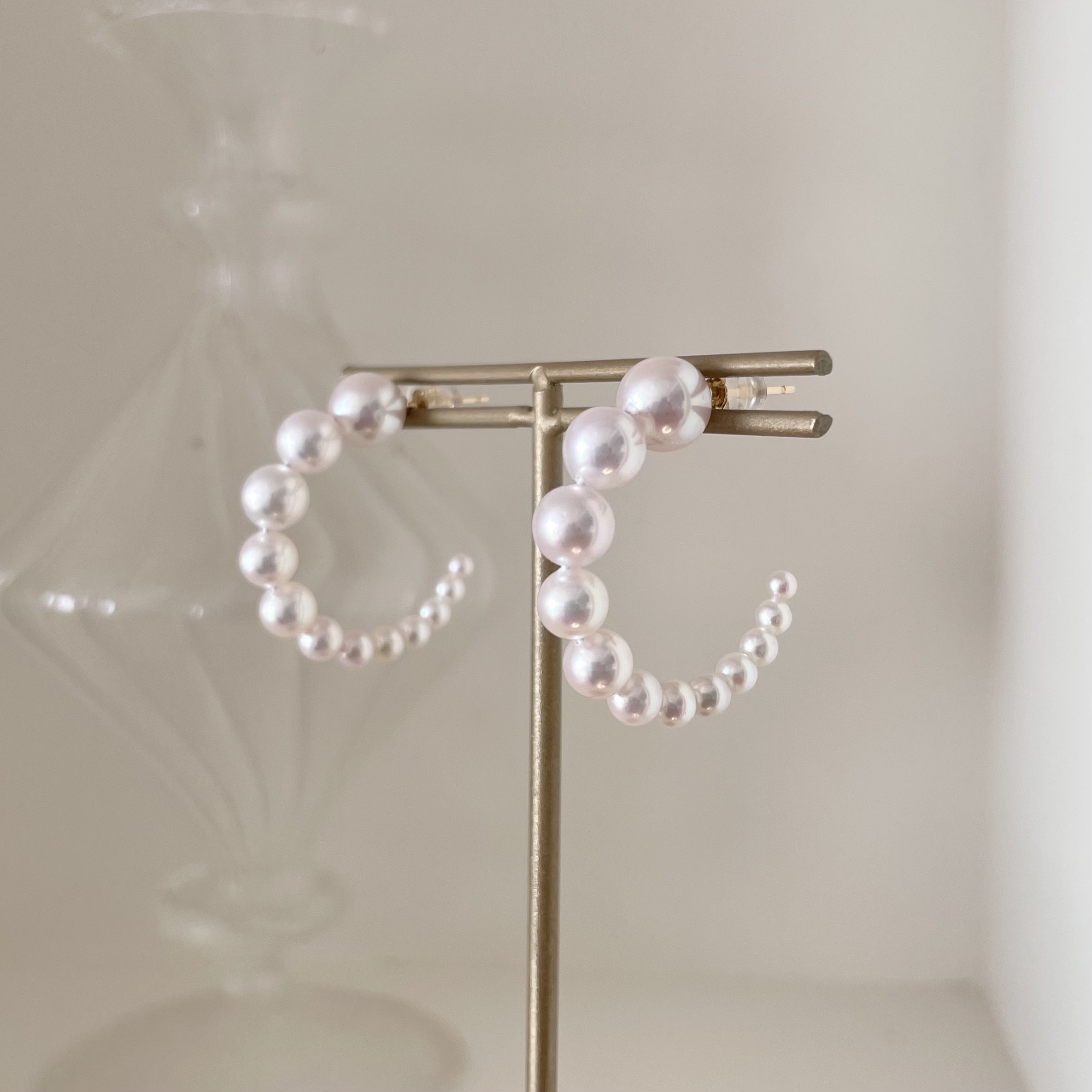 Moon Gradation Pearl Pierced Earrings-YG