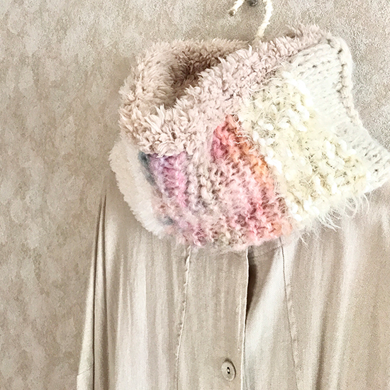 ステッチ 刺繍入り水彩画 キミと僕はどこまでもつながっている 額付 Tomomi Masuda Artstore