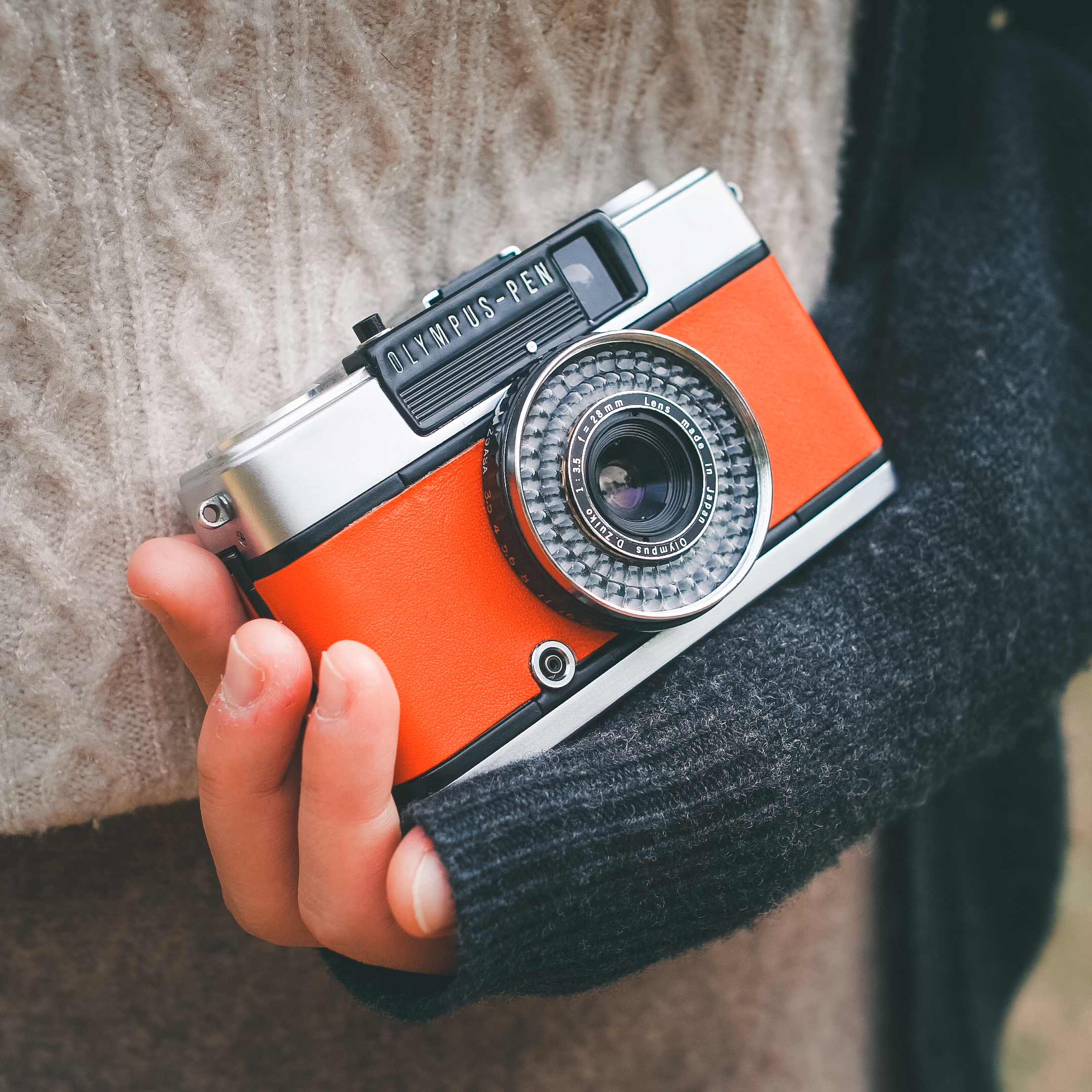 Lunaview - 3D Printed 6x7 Camera フィルムカメラカメラ - フィルムカメラ