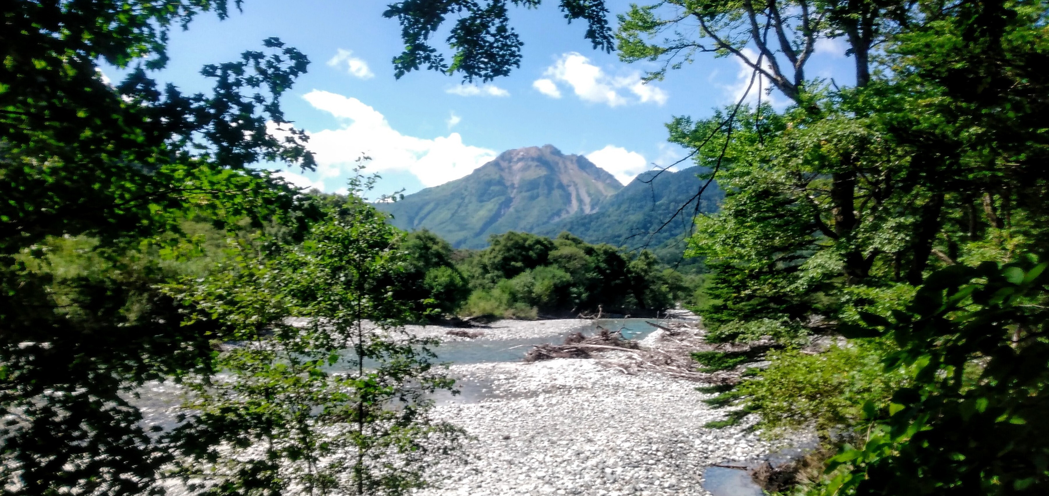オリジナル登山バッジ