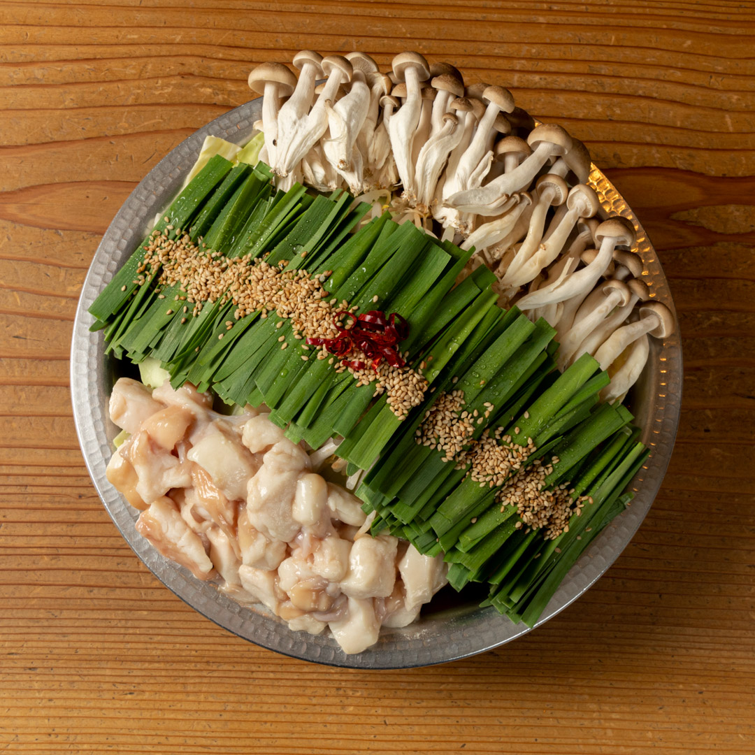 年末年始のお取り寄せ】極上もつ鍋は「もつ焼きいしん BASE」で!贈り物・自宅用にも大人気です。