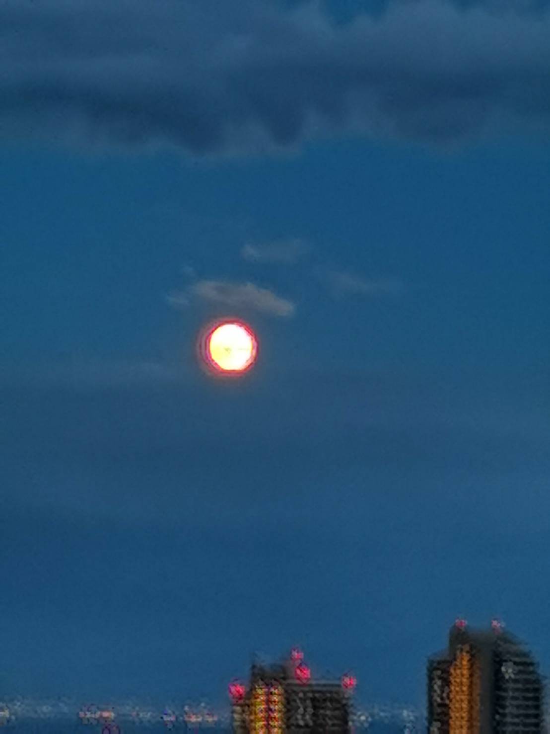 満月の日は手放しワークがお勧めです。