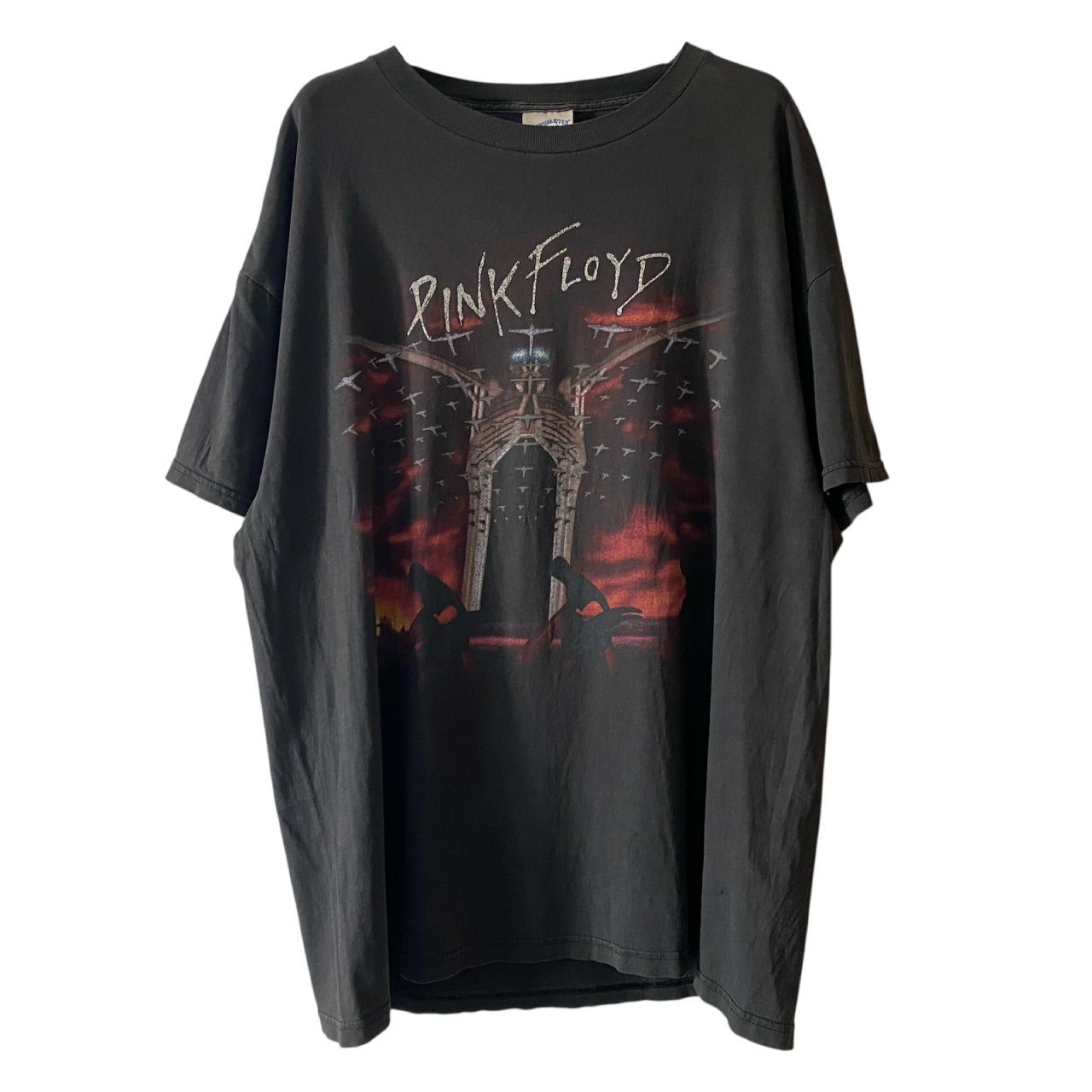 【人気】 90s Pink Floyd The Wall ヴィンテージTシャツが入荷！！