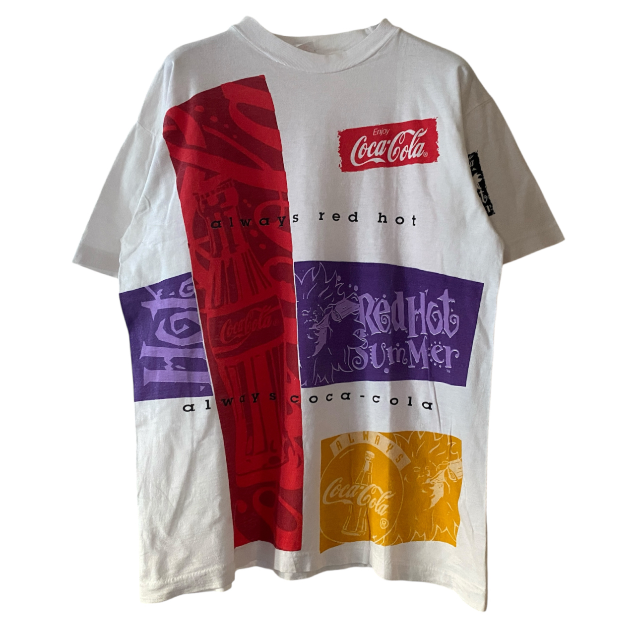 【入荷】 90s Coca-Cola "Red Hot Summer" ヴィンテージTシャツ！！