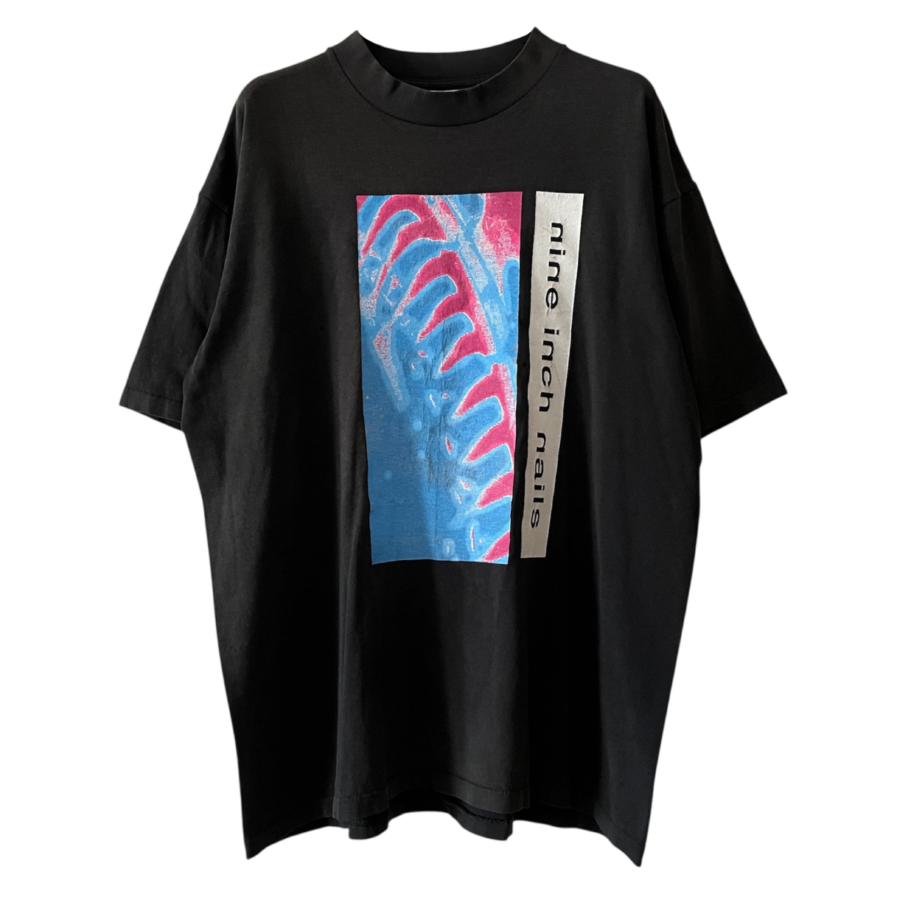 【大人気】 90s Nine Inch Nails ヴィンテージTシャツが入荷！！