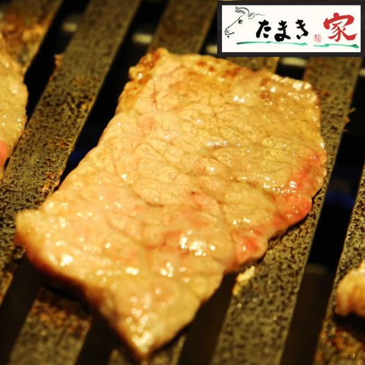 曇り空の憂鬱に、肉の美味さで元気回復！