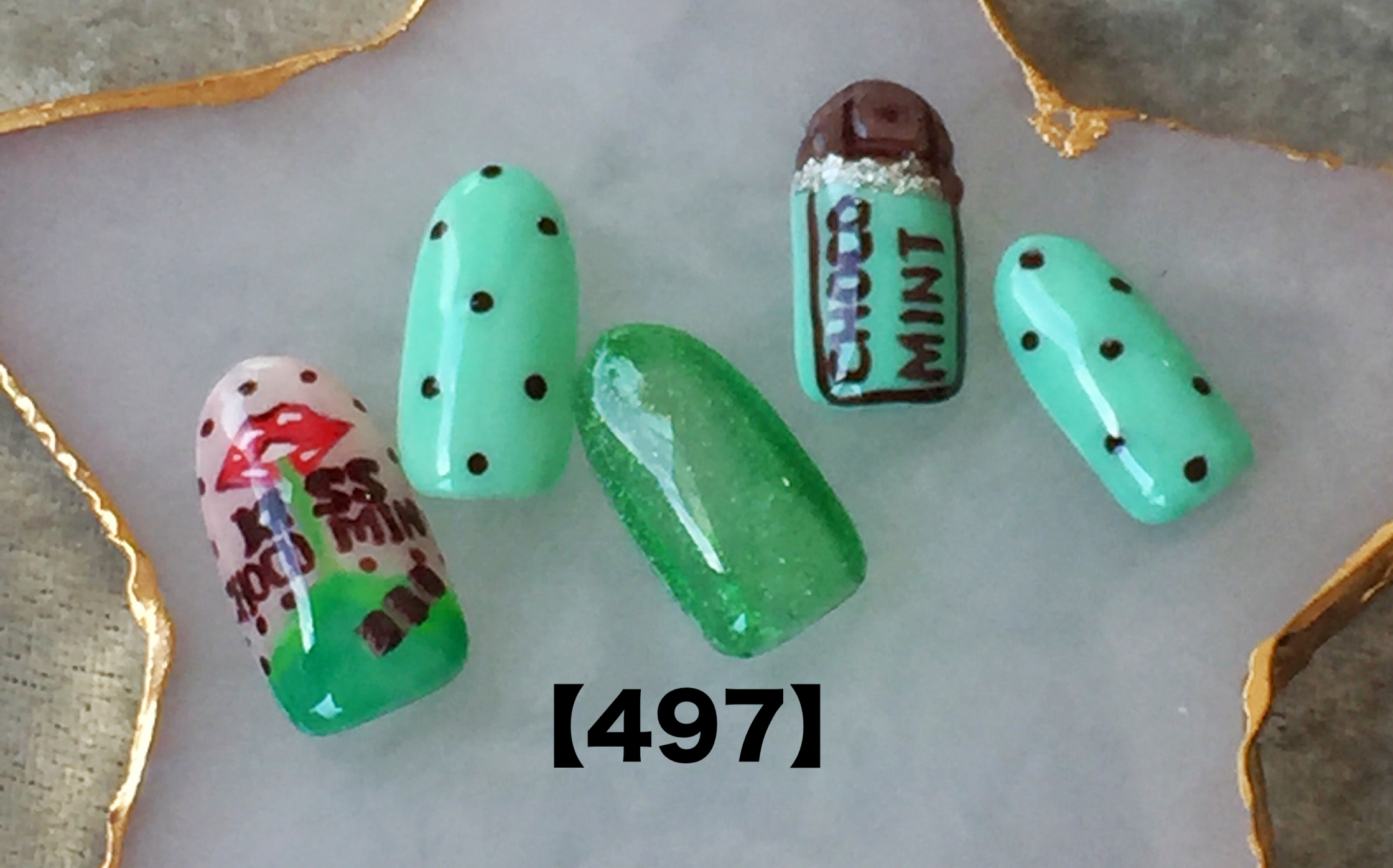 チョコミントネイル