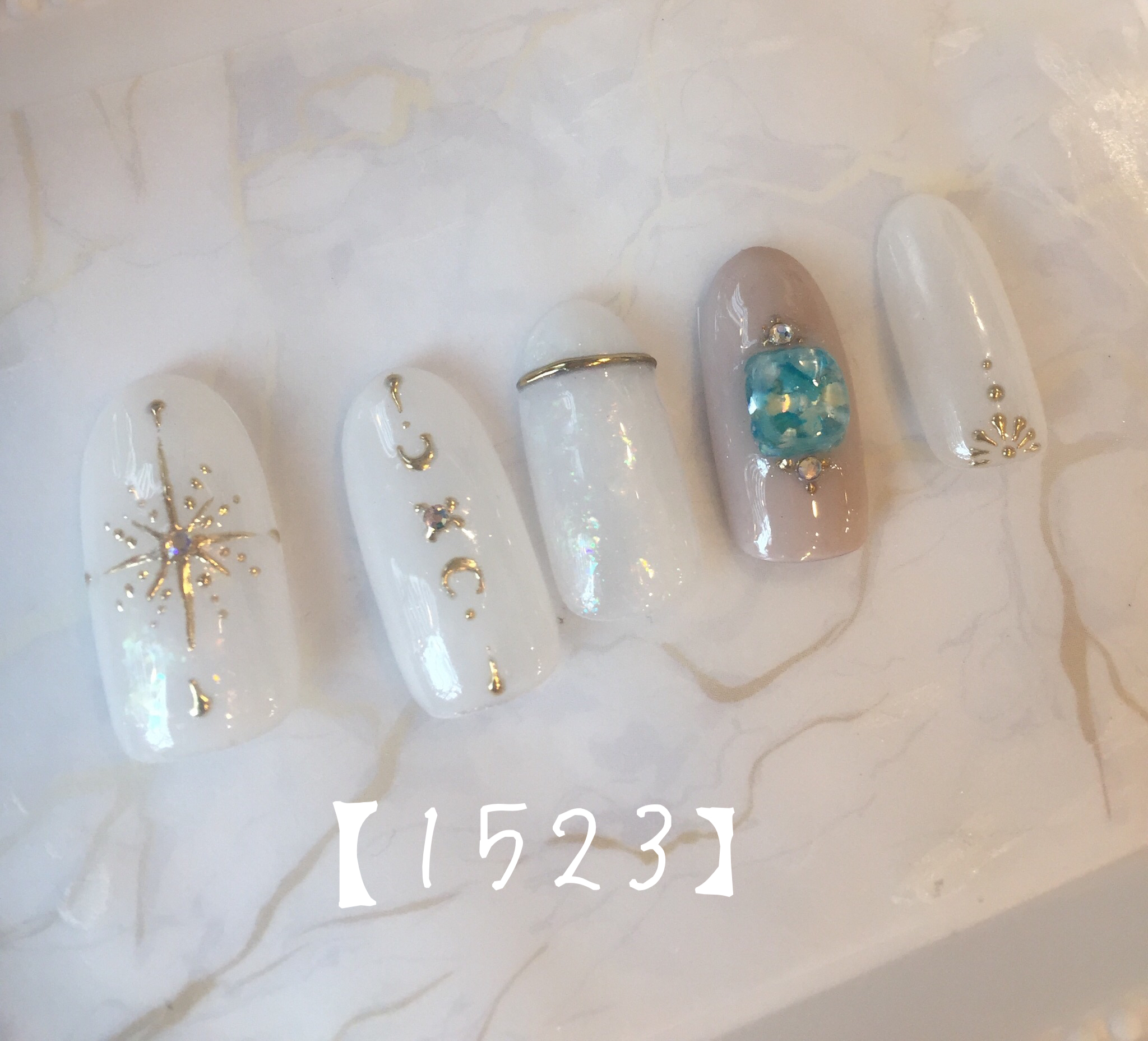 手書きミラーネイル