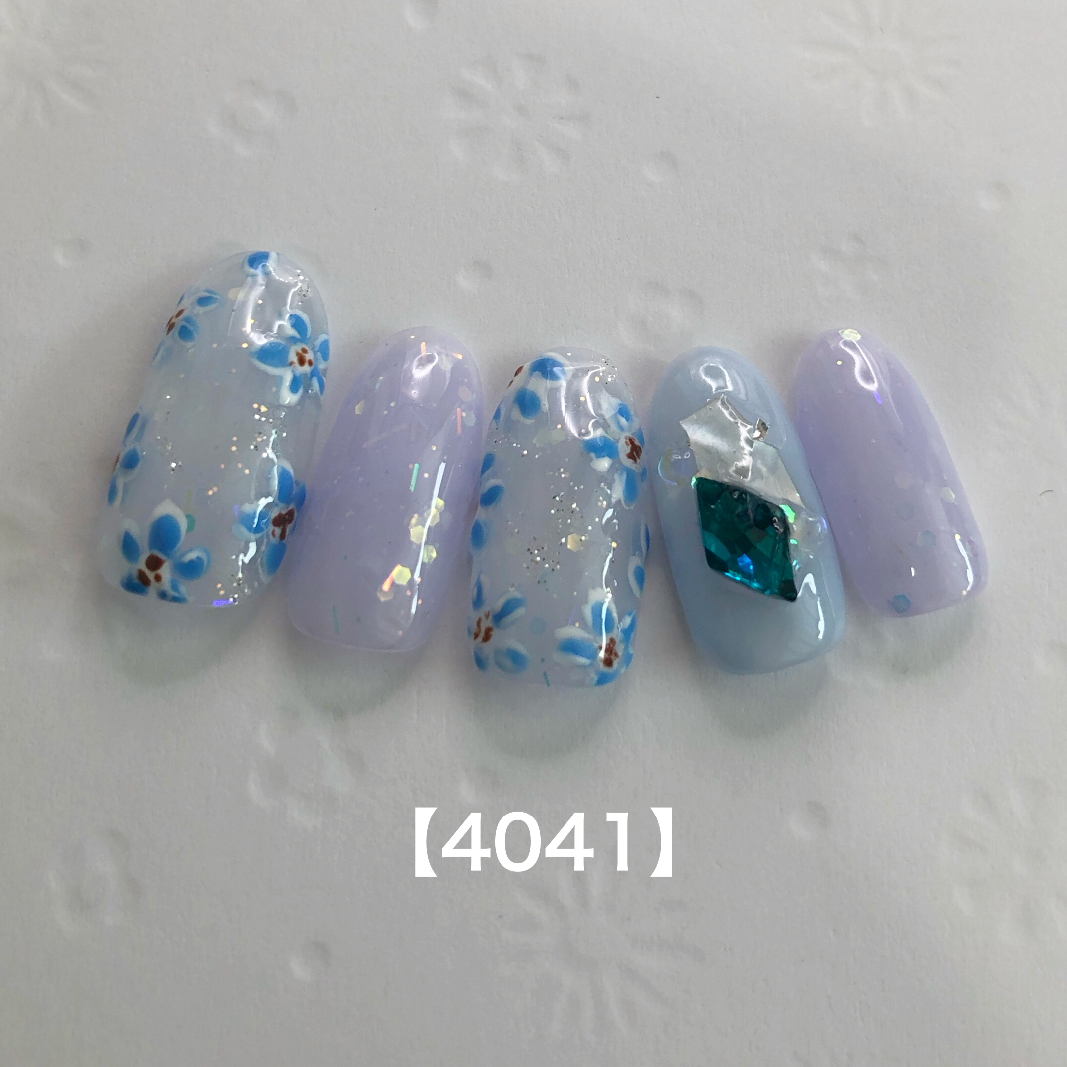 ネモフィラネイル