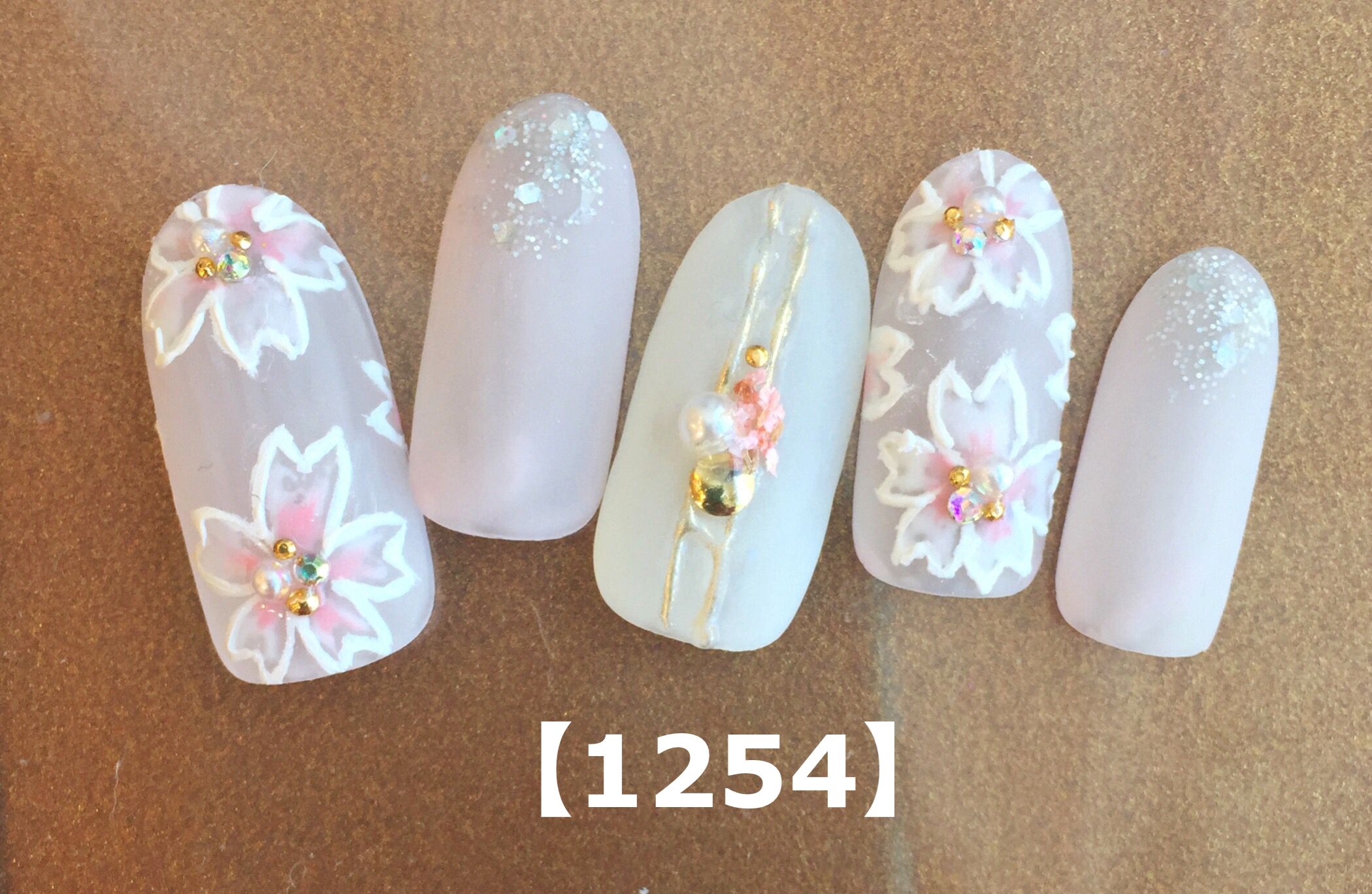 ふんわり桜ネイル
