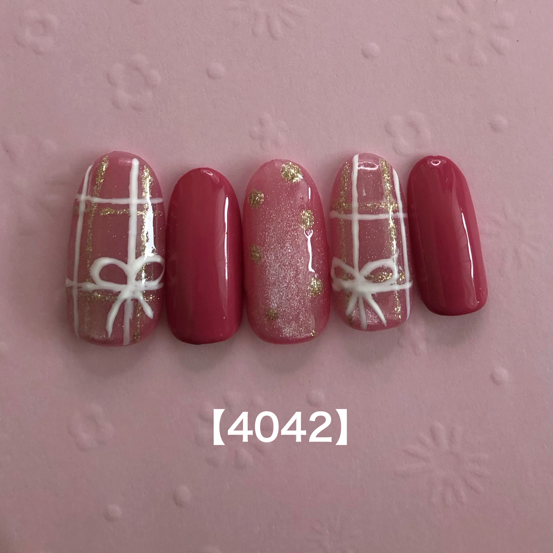 ピンクリボンネイル