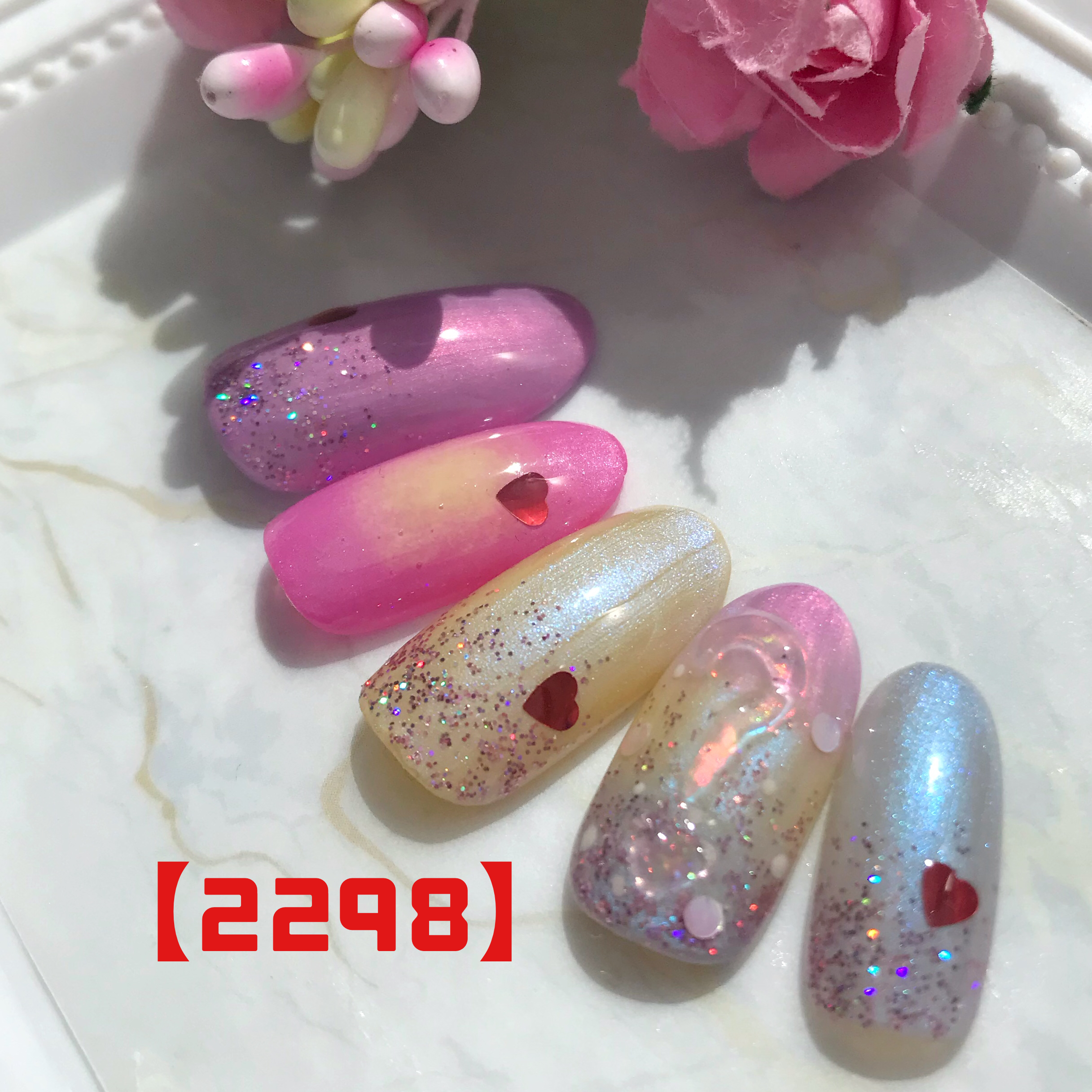 ハテナがかわいいネイル