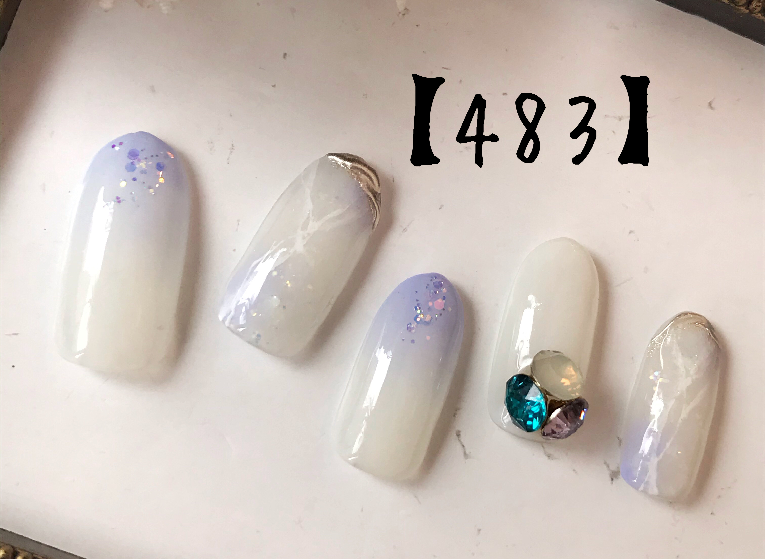 パープル×ホワイトネイル