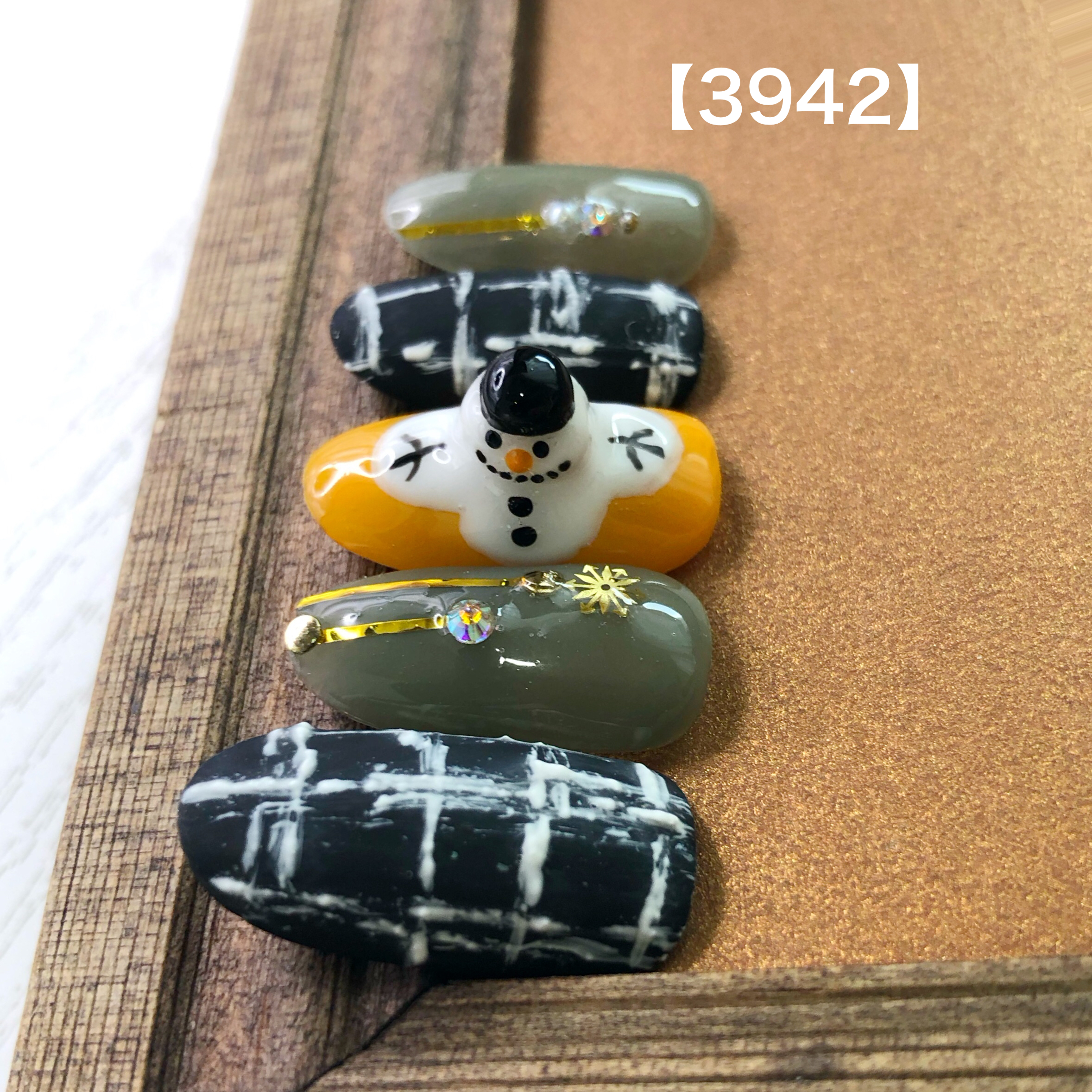 雪だるまネイル