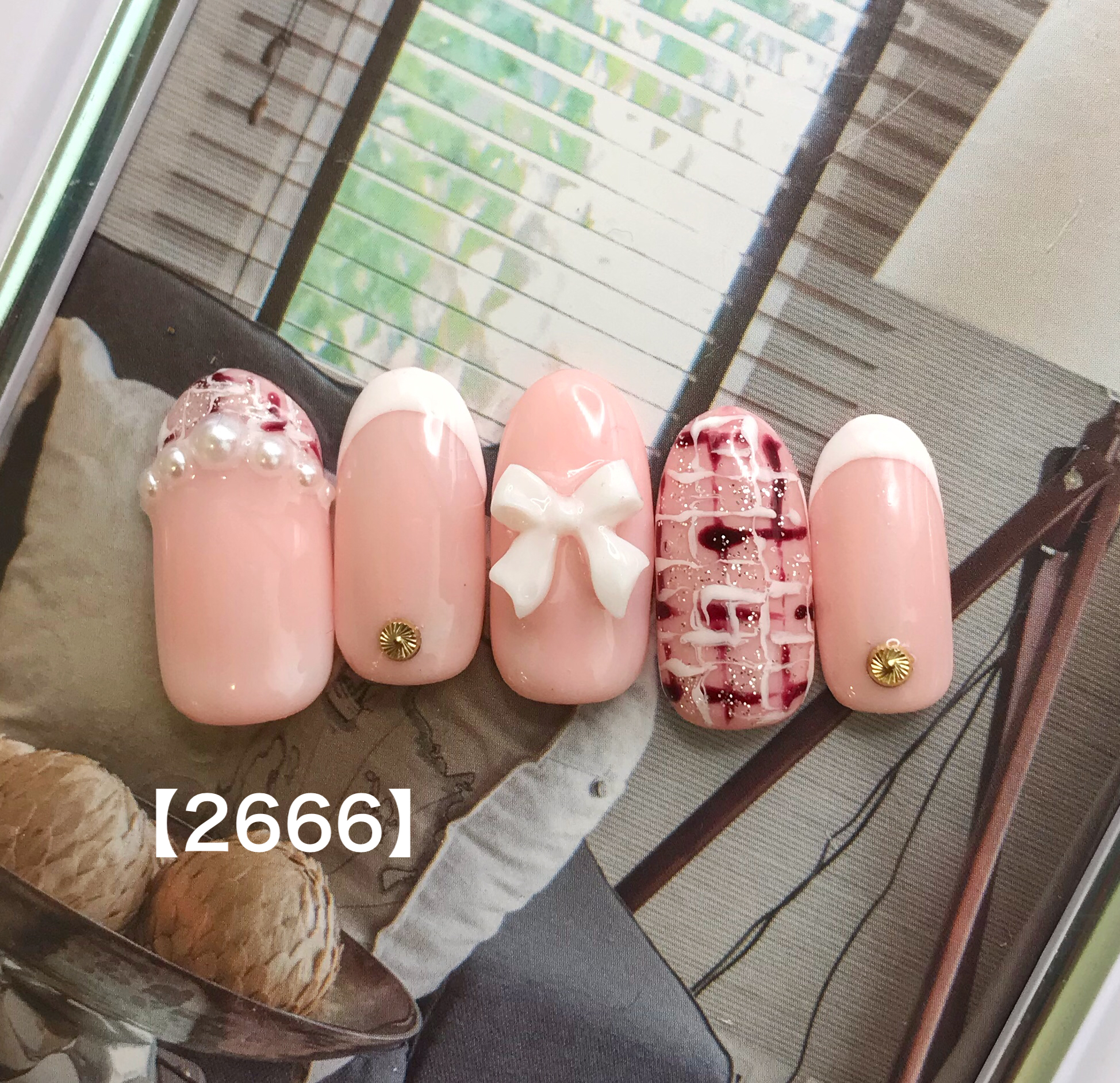 ピンクツイードネイル